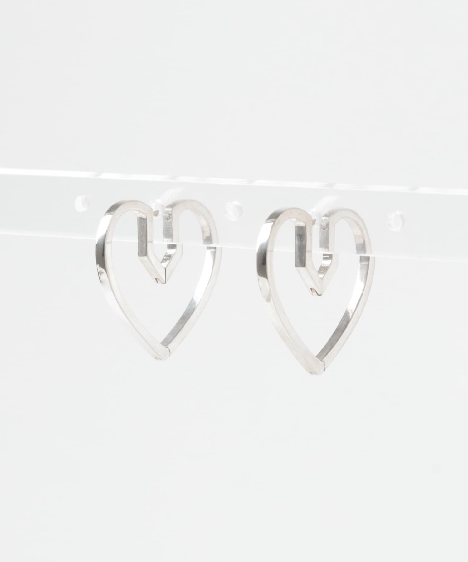 Sophie Buhai TINY EVERYDAY HOOPS GOLD(- GOLD): アクセサリー｜URBAN