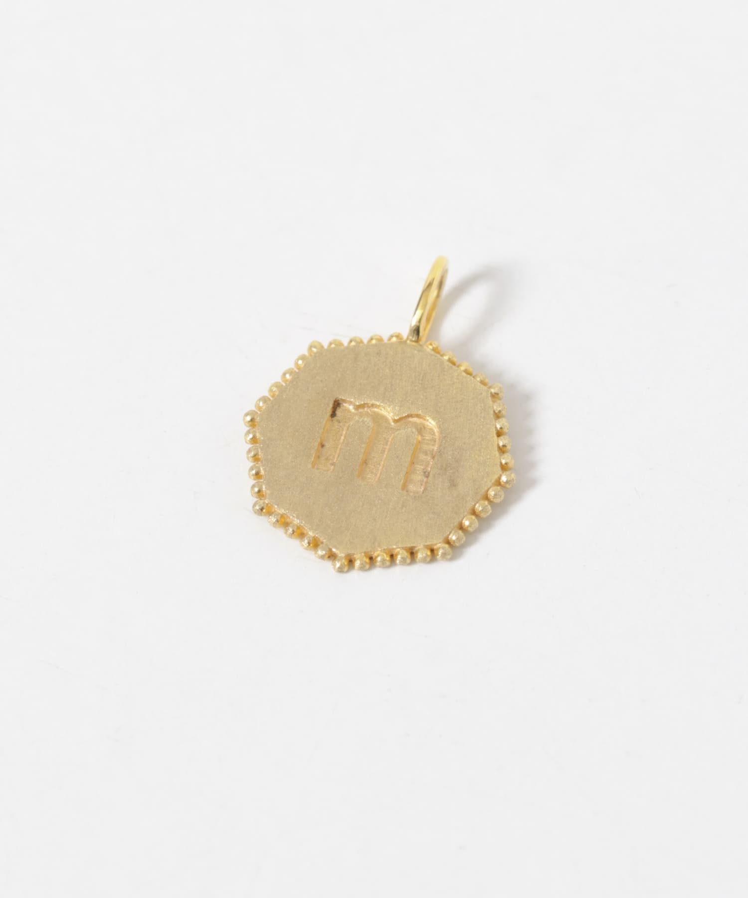 LA SOEUR　イニシャルオクタゴンチャーム m -