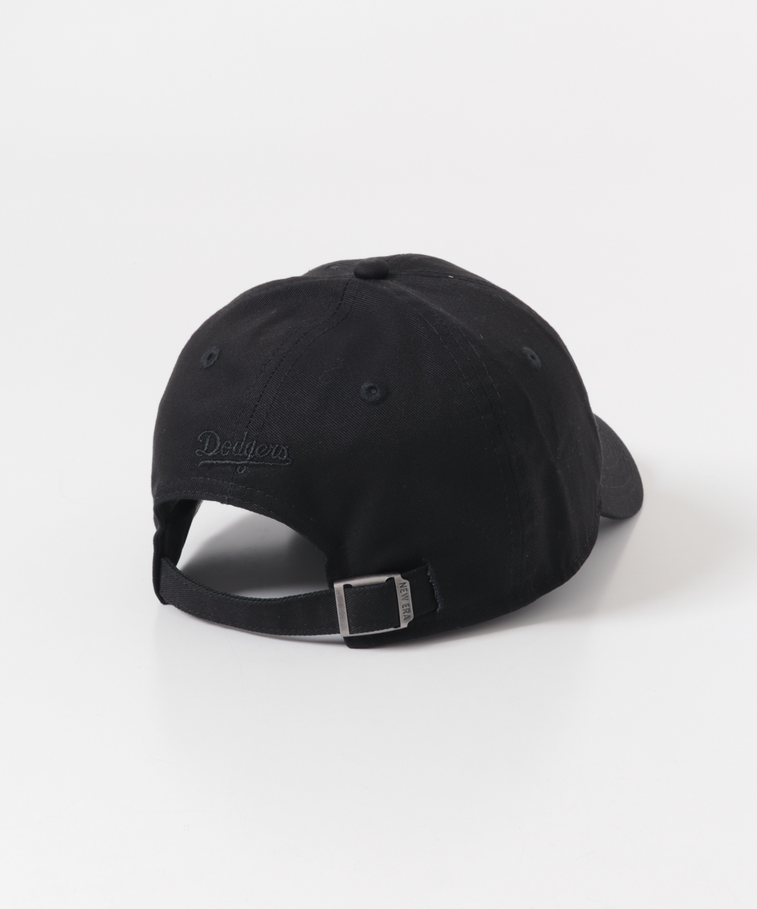 27 BLACK