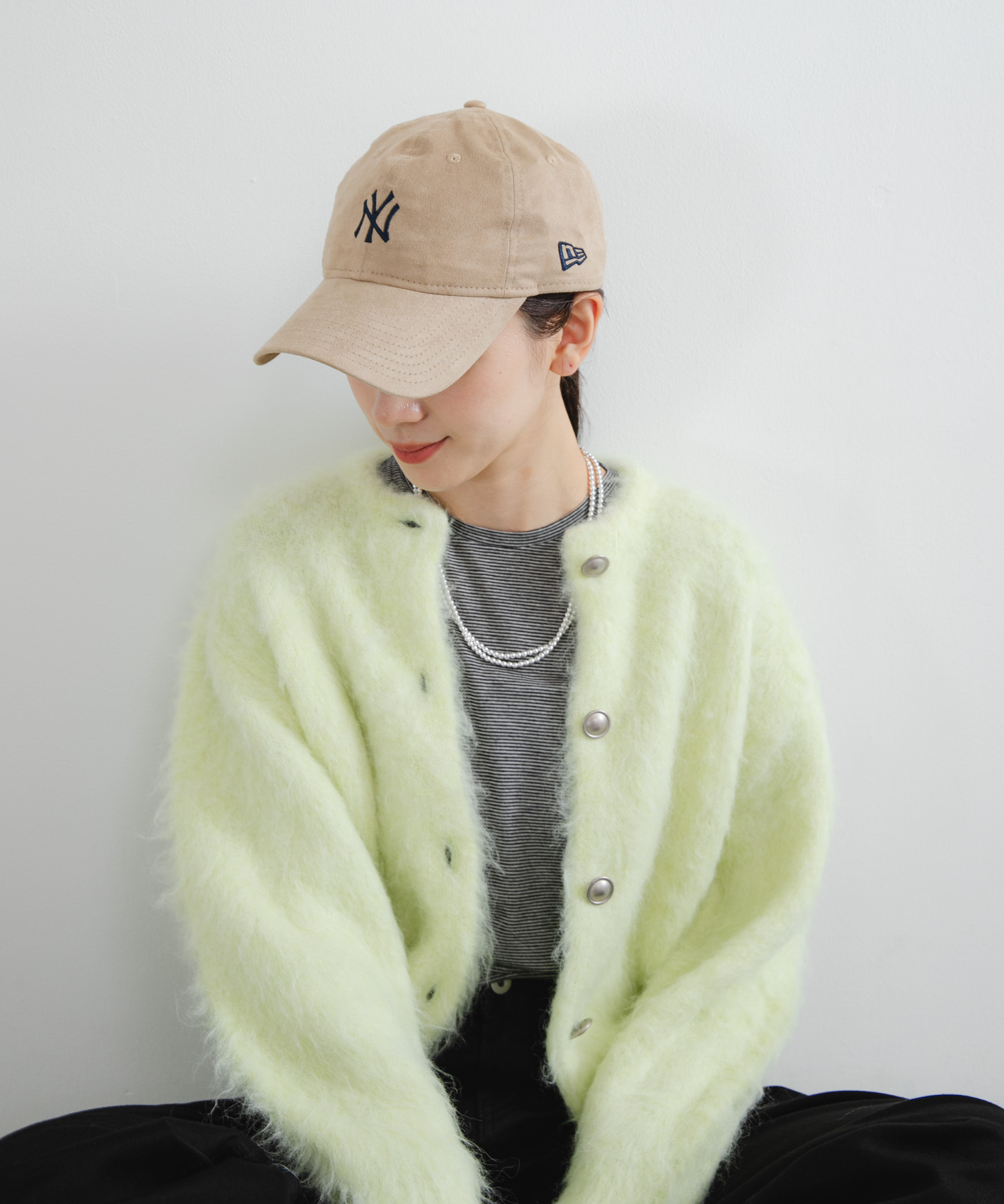 82 BEIGE