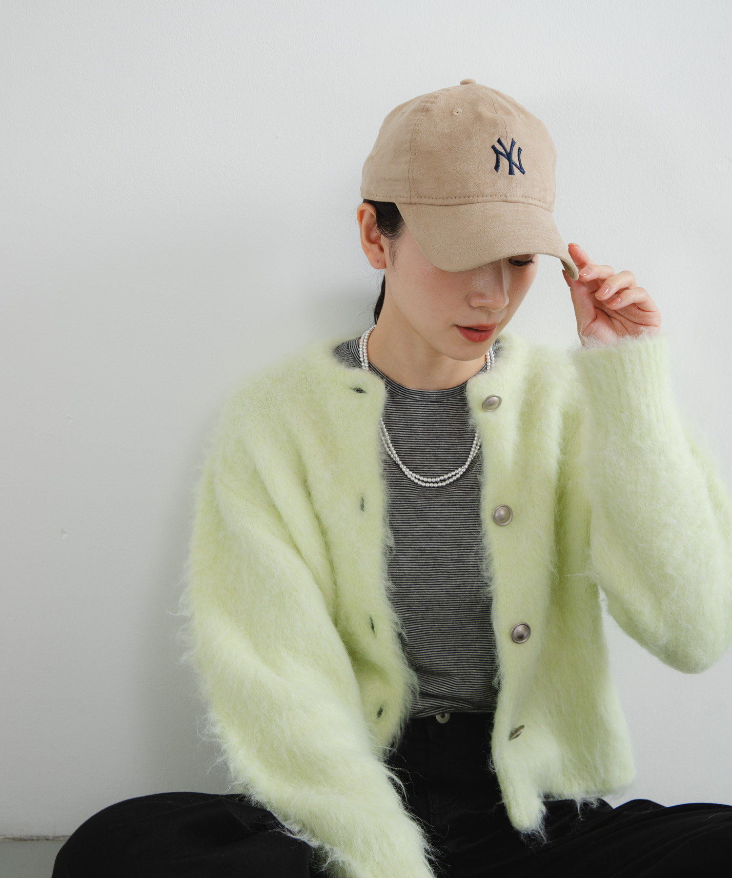 82 BEIGE