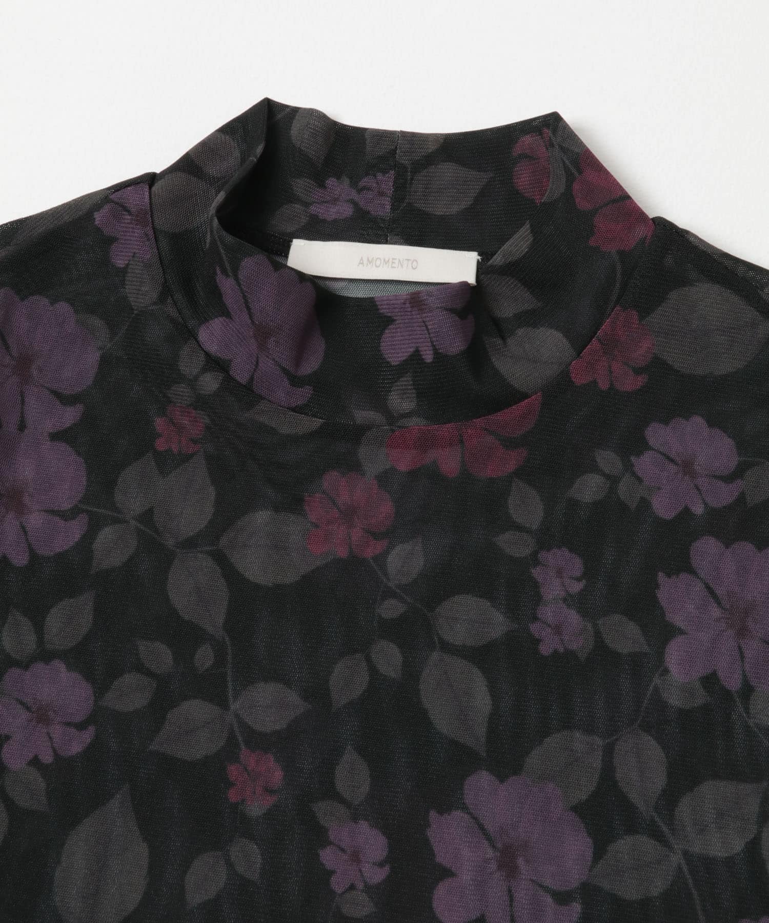 AMOMENTO　FLORAL MOCK NECK TOP BLACK 0