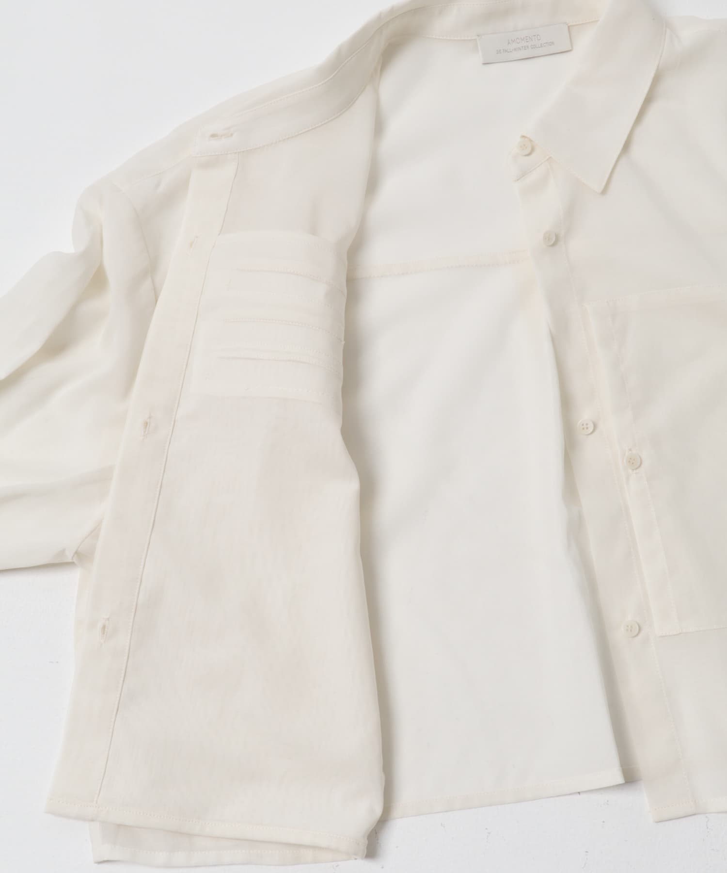 AMOMENTO　DRAWER POCKET CROP SHIRTS IVORY 0