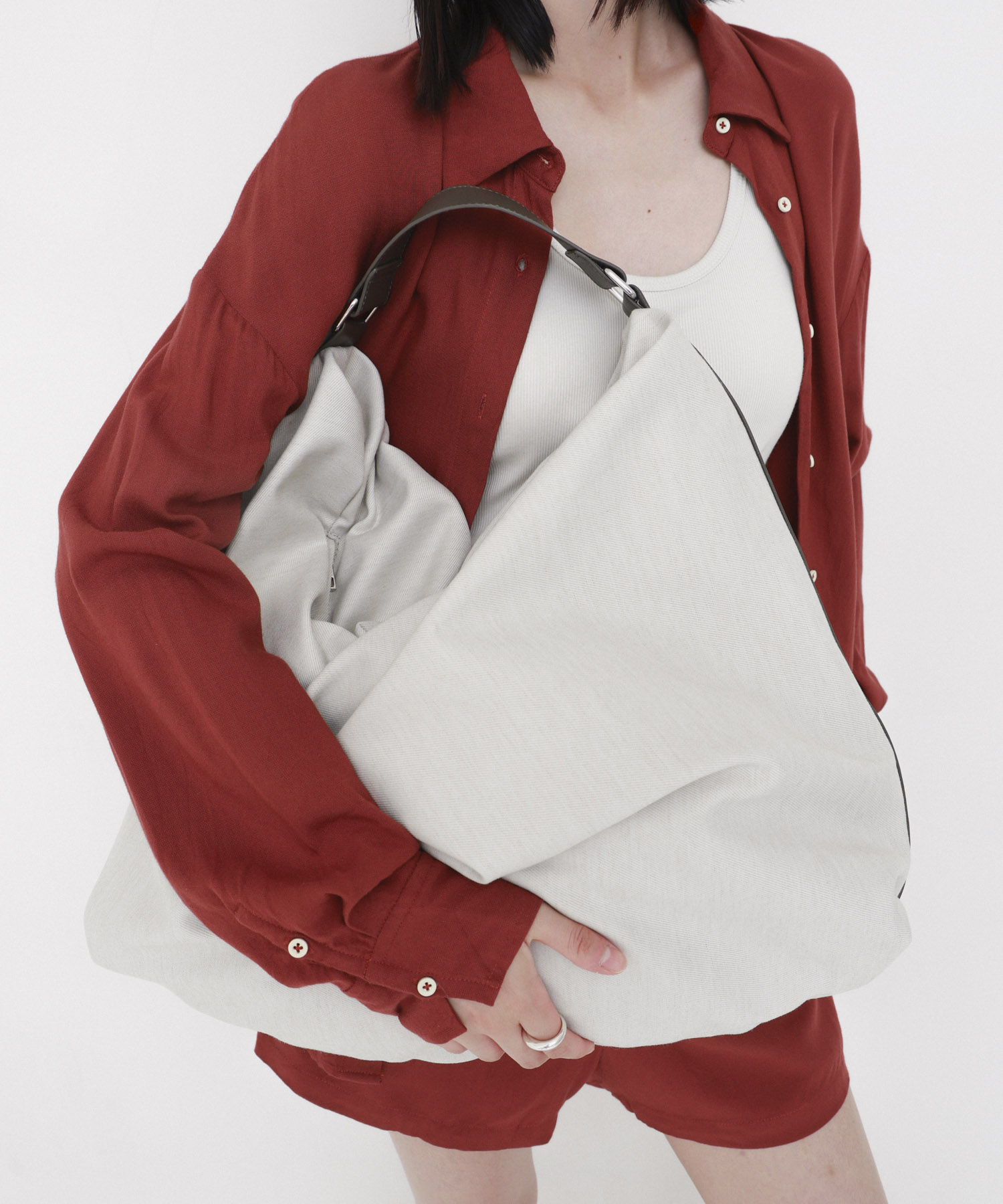 STUDIO DOE　Triangle Bag