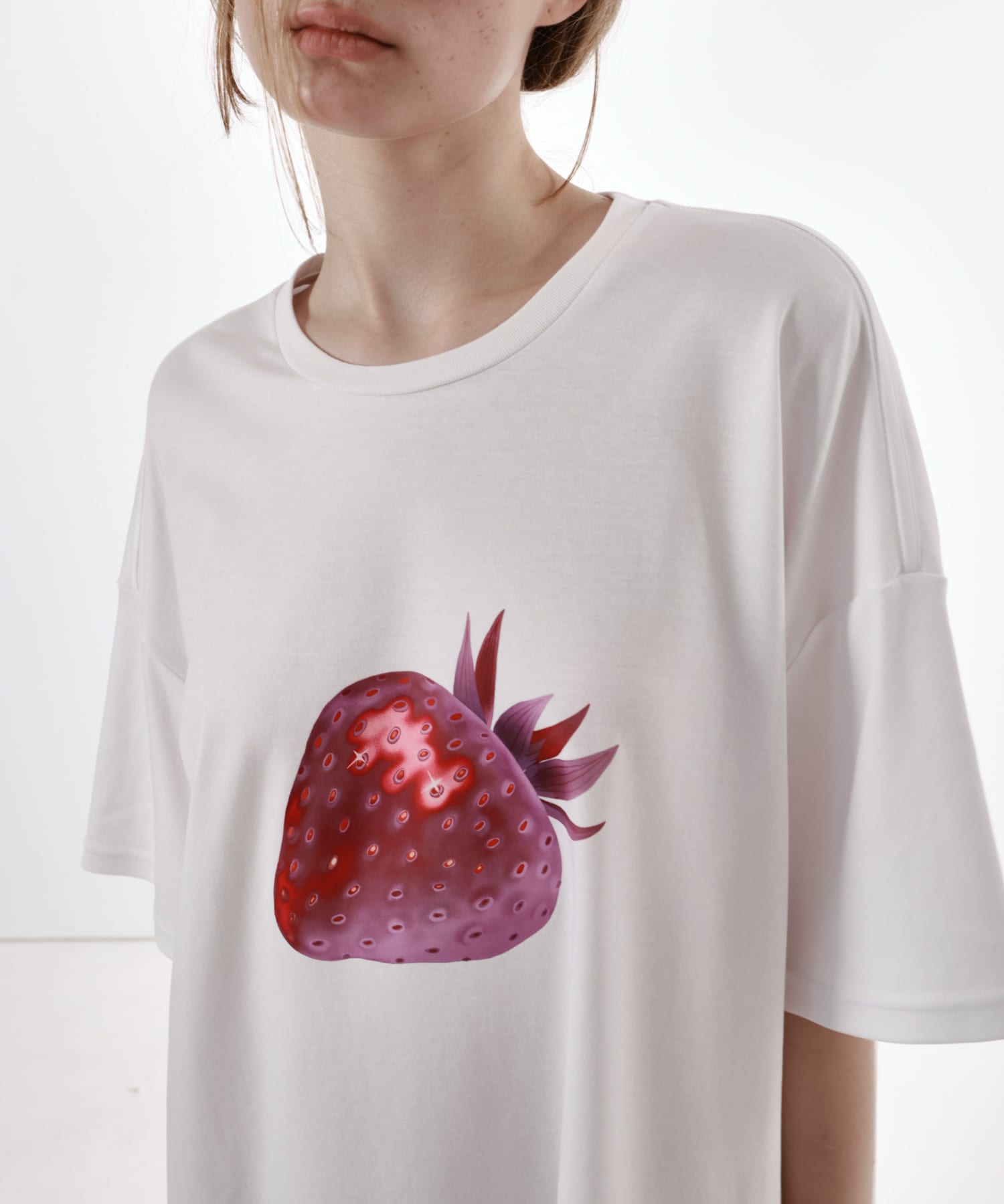 STUDIO DOE　Strawberry Oversized T-Shirts