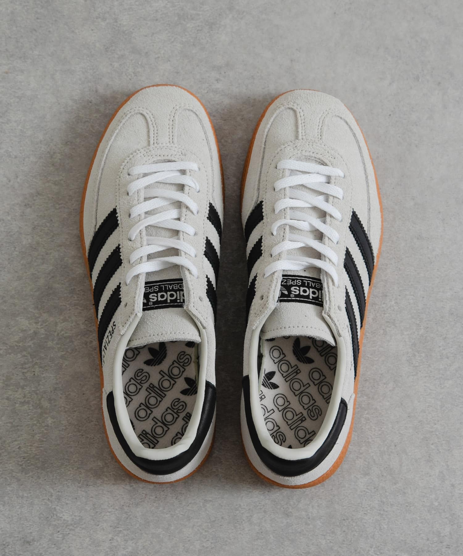 adidas　HANDBALL SPEZIAL W アルミナ 23.5