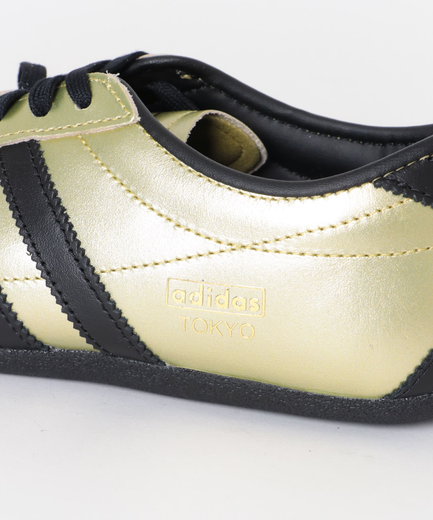 adidas　TOKYO W ゴールド 23.5