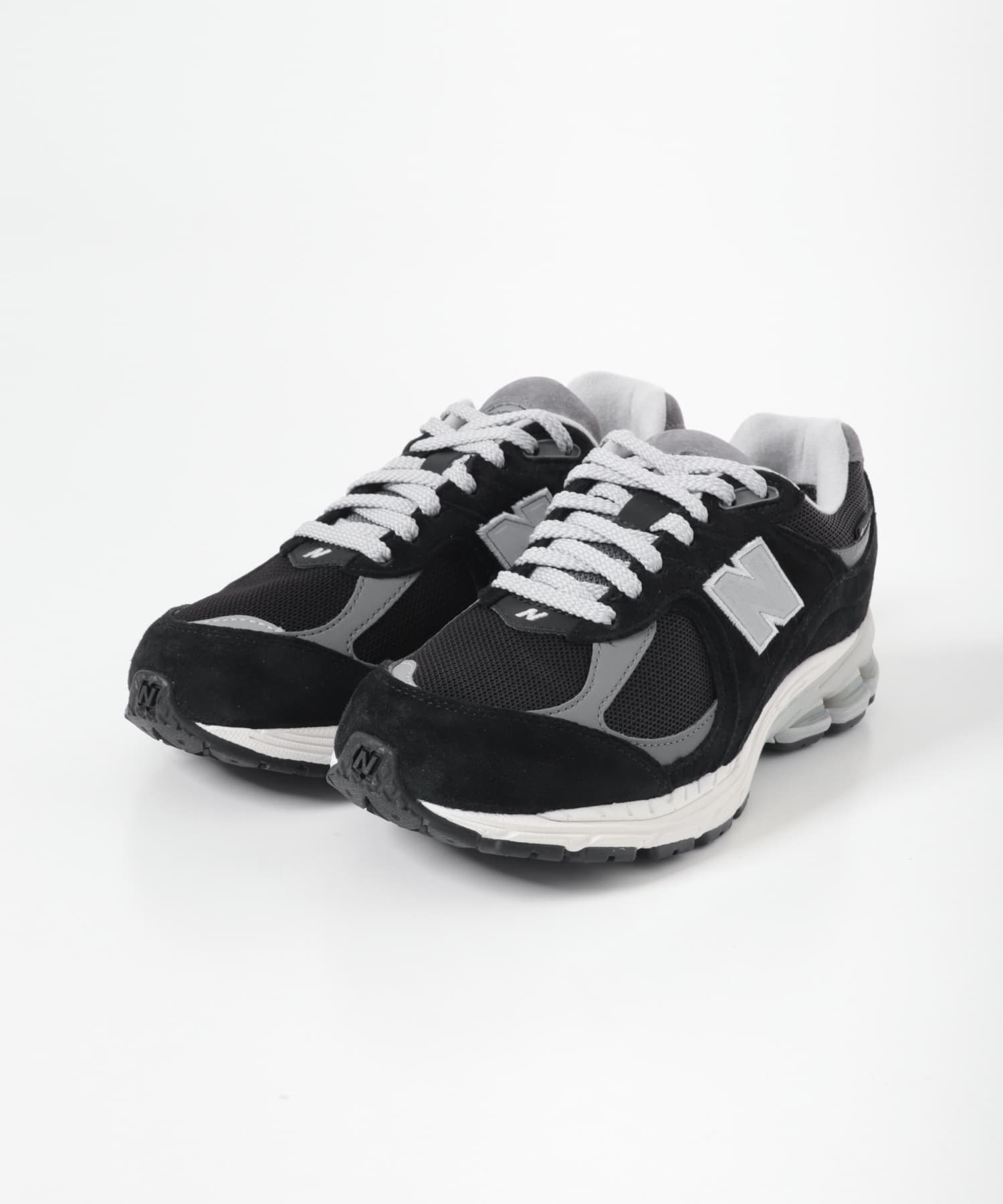 NEW BALANCE　M2002RXD