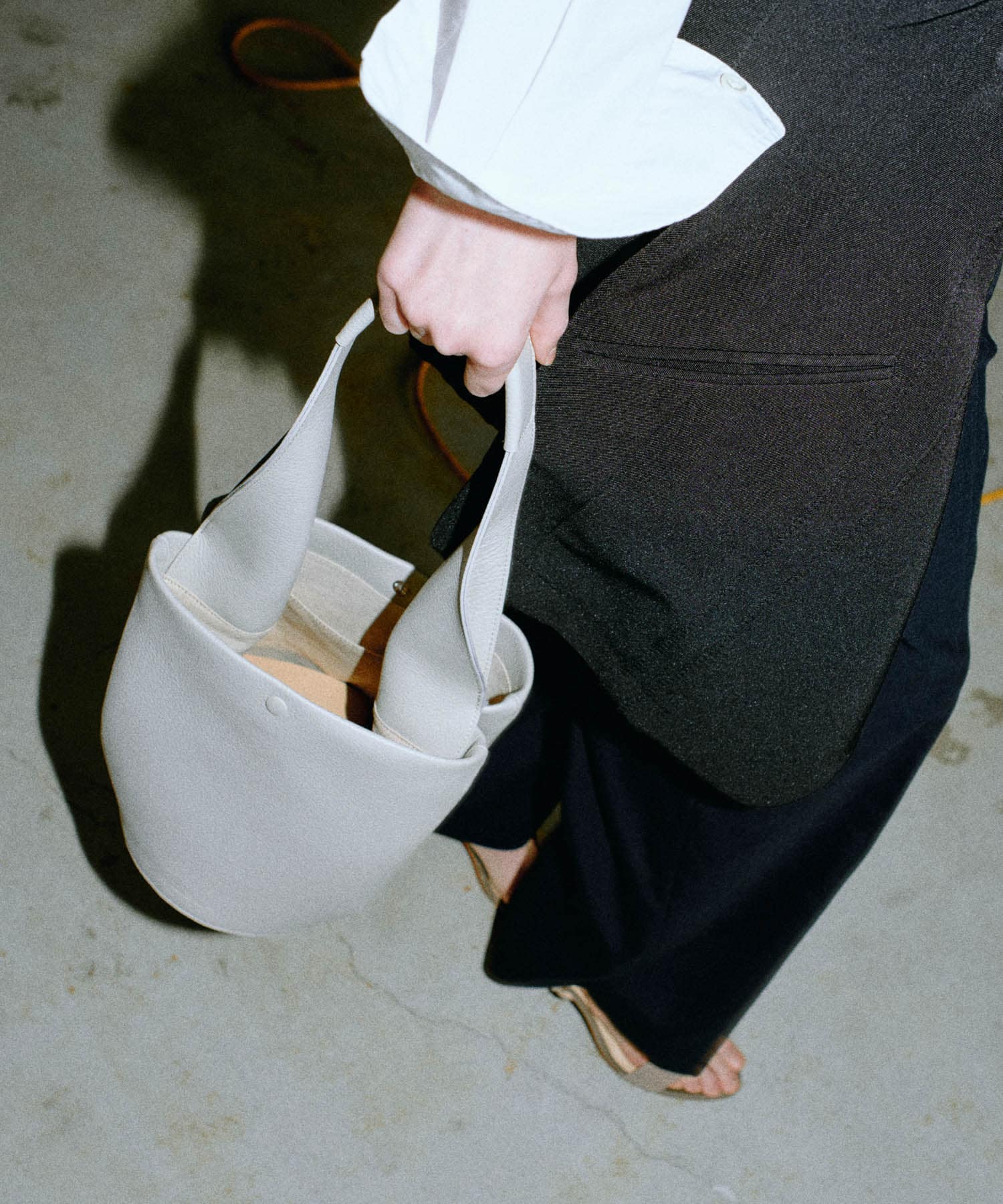 PEARL GRAY