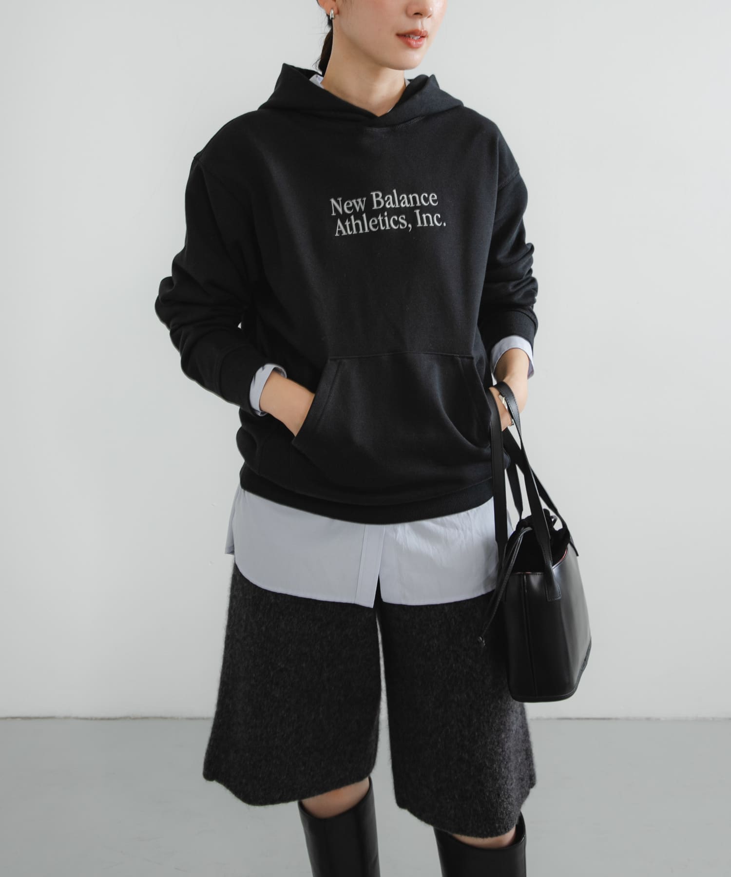 NEW BALANCE　Athleticsクラシックスフーディ