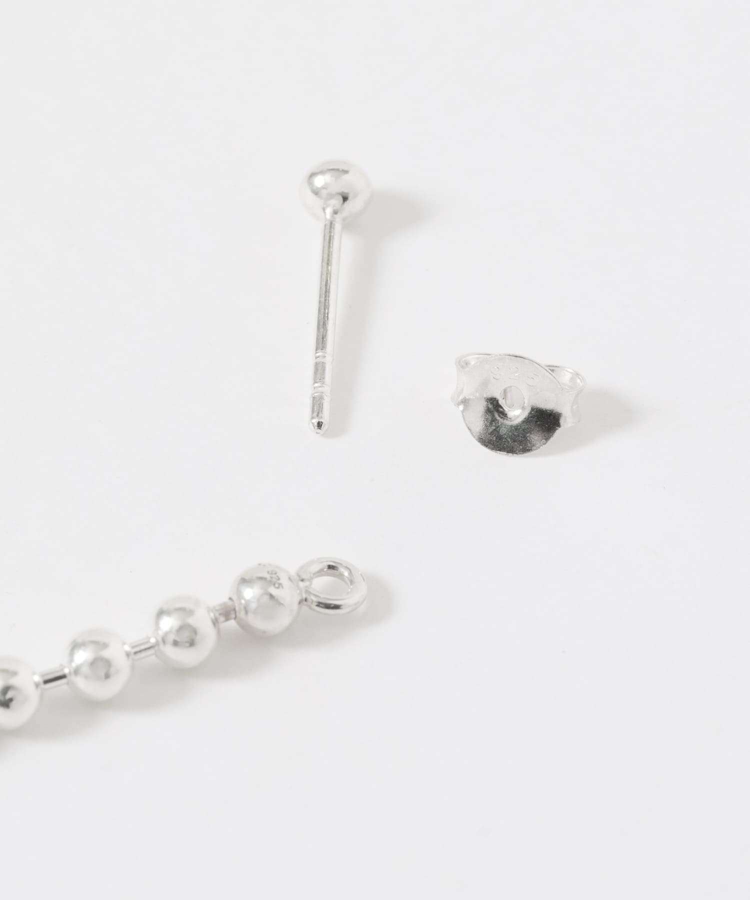 Camille Surault　Mini Pippa chain earrings Silver -