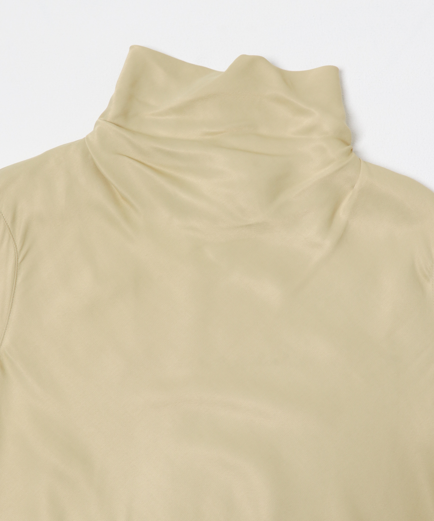L BEIGE