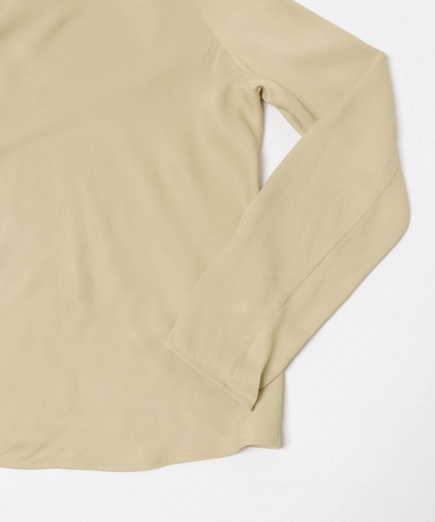 L BEIGE