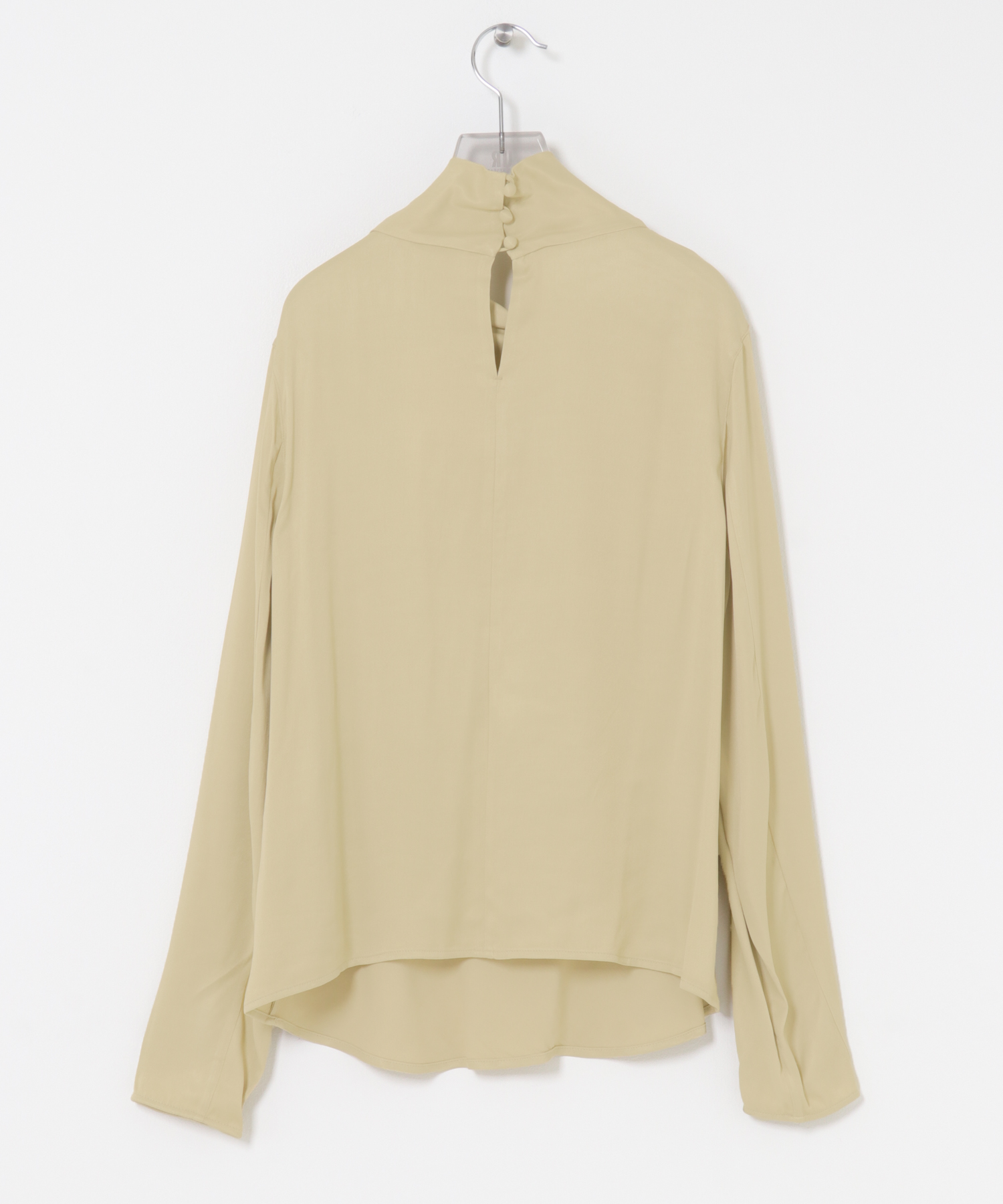 L BEIGE