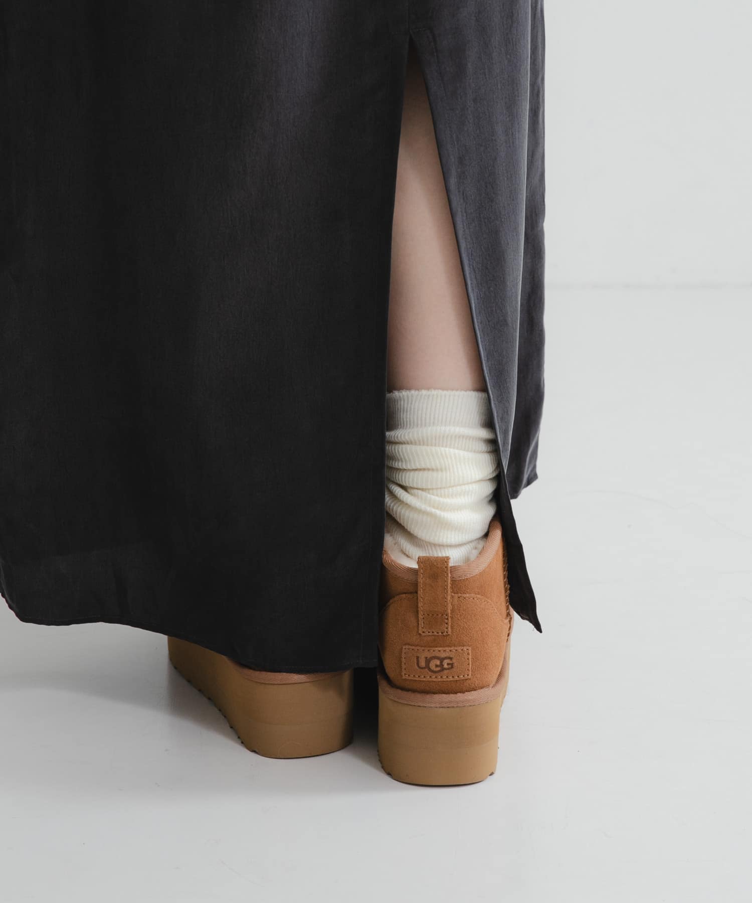 UGG　ULTRA MINI PLATFORM CHESTNUT 22