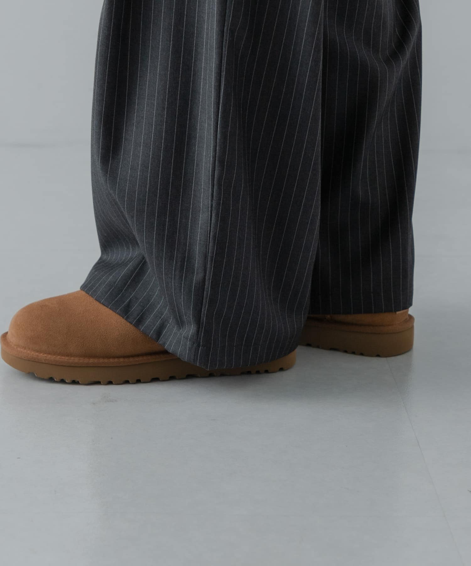 UGG　CLASSIC MICRO CHESTNUT 23