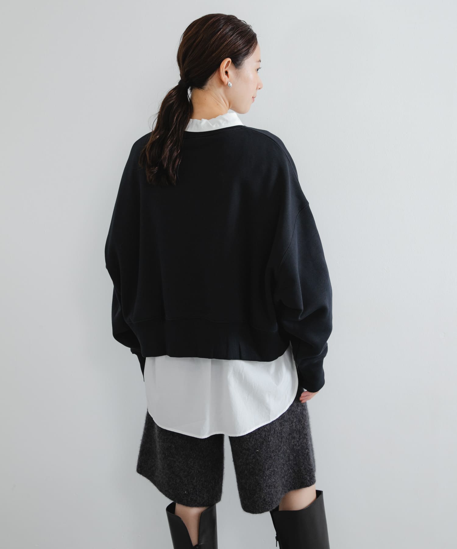 ブラック/セイル