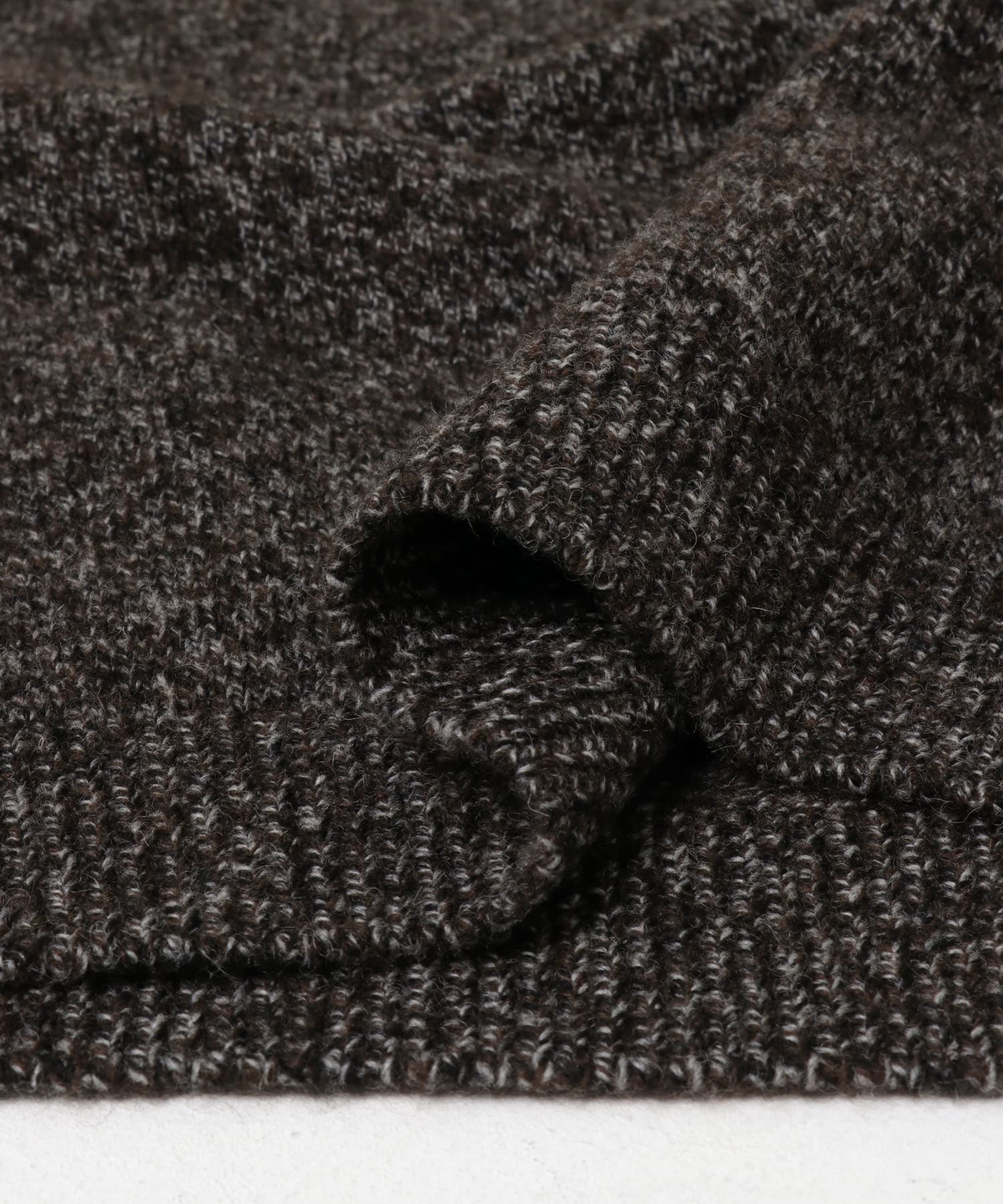 SEEALL　CROPPED  SWEATER MELANGE FREE