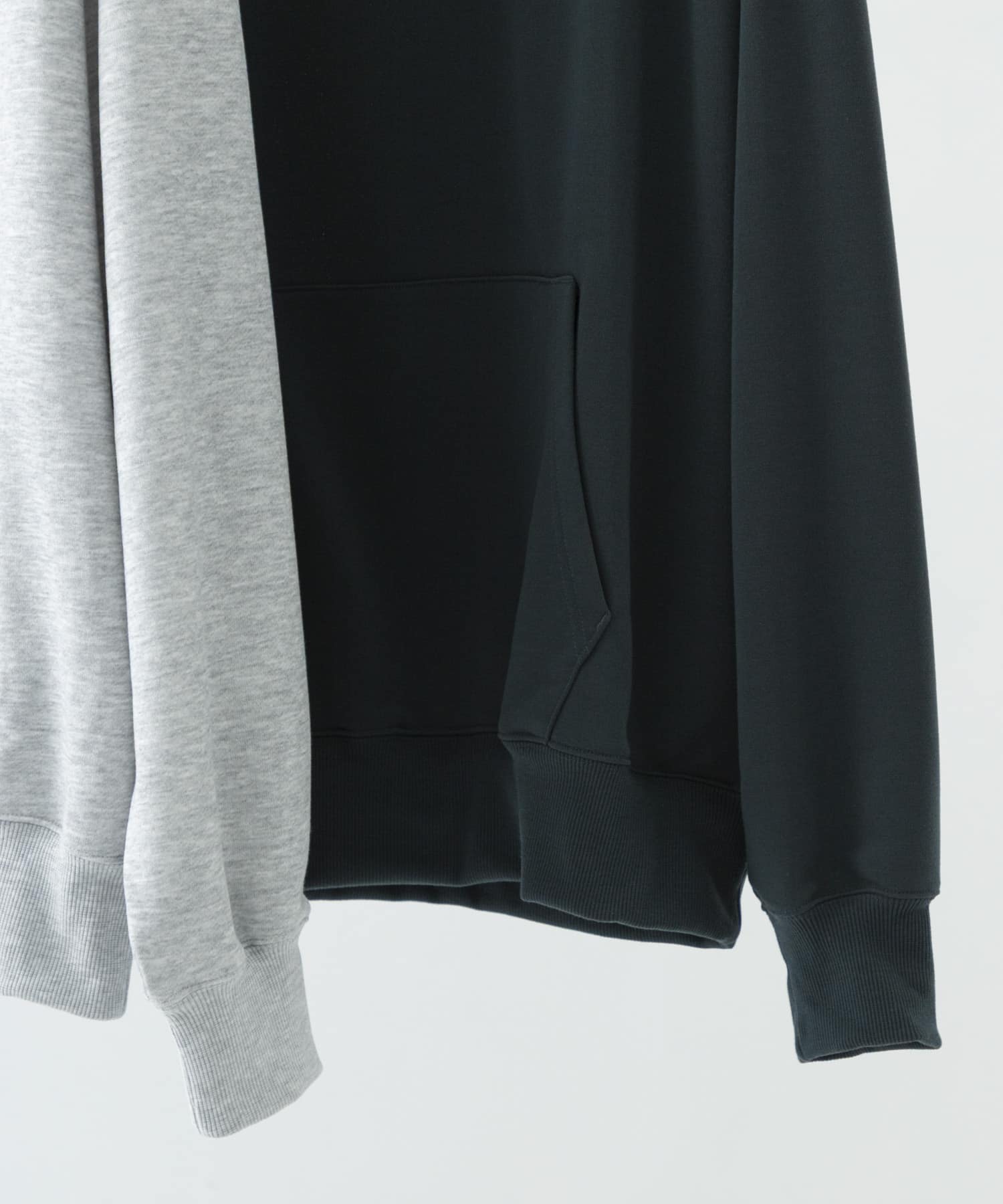 DAIWA PIER39　TECH SWEAT HOODIE INK BLACK S