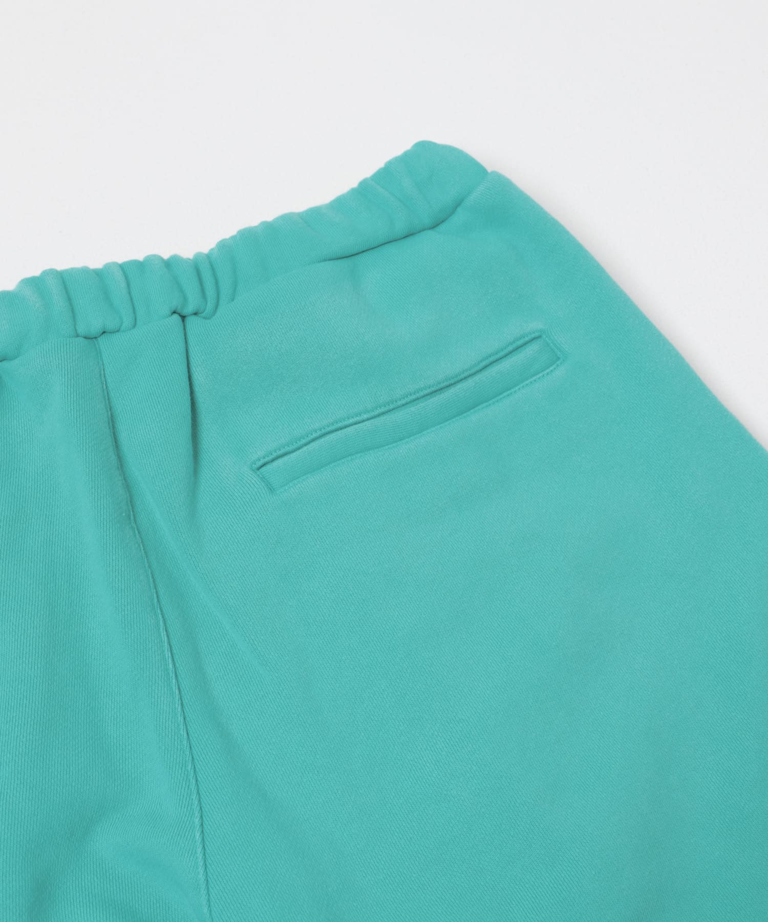 UNTRACE　240 TURQUOISE 1