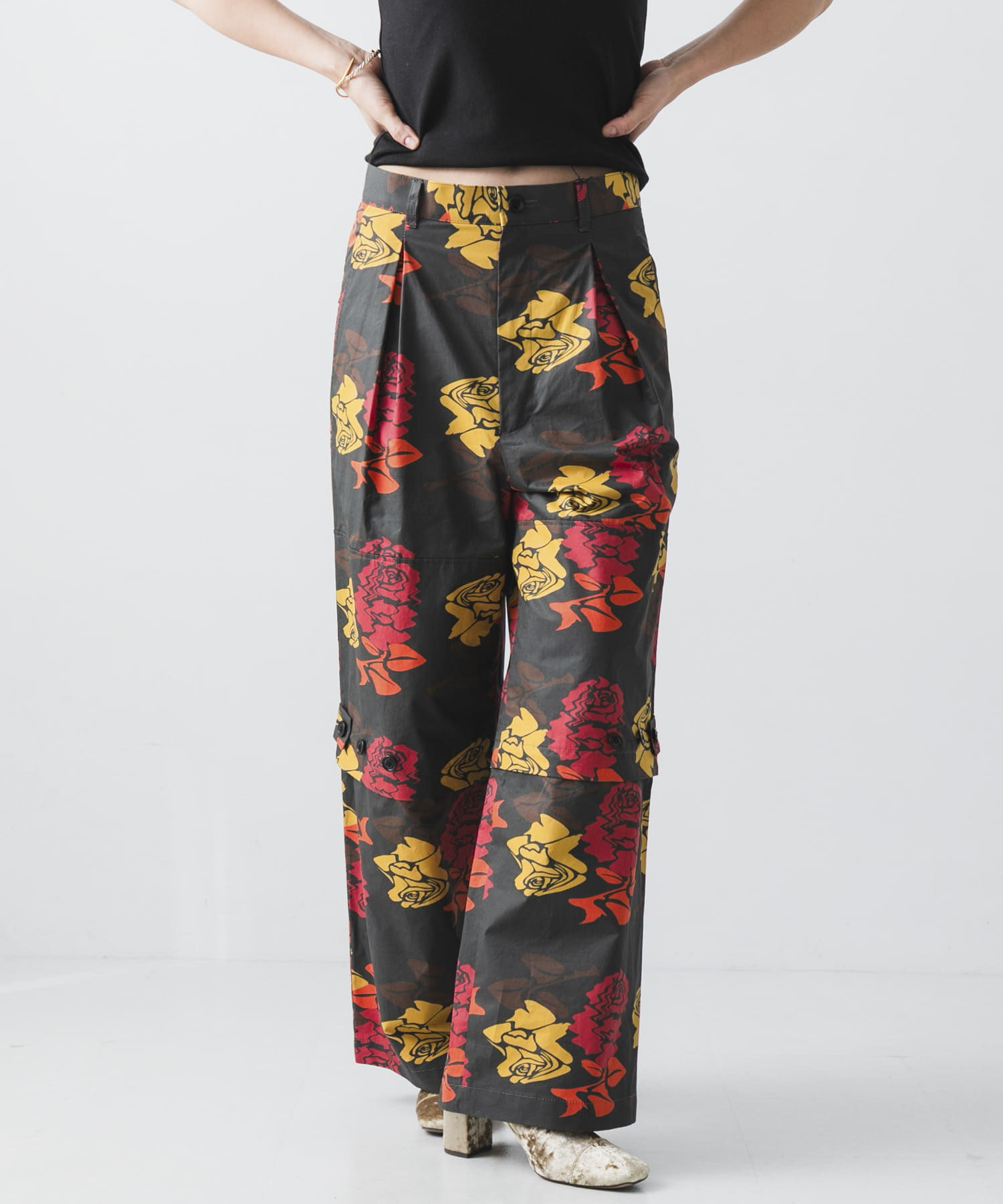 COGNOMEN　W.FANTASISTA FLOWER PANTS CHARCOAL S