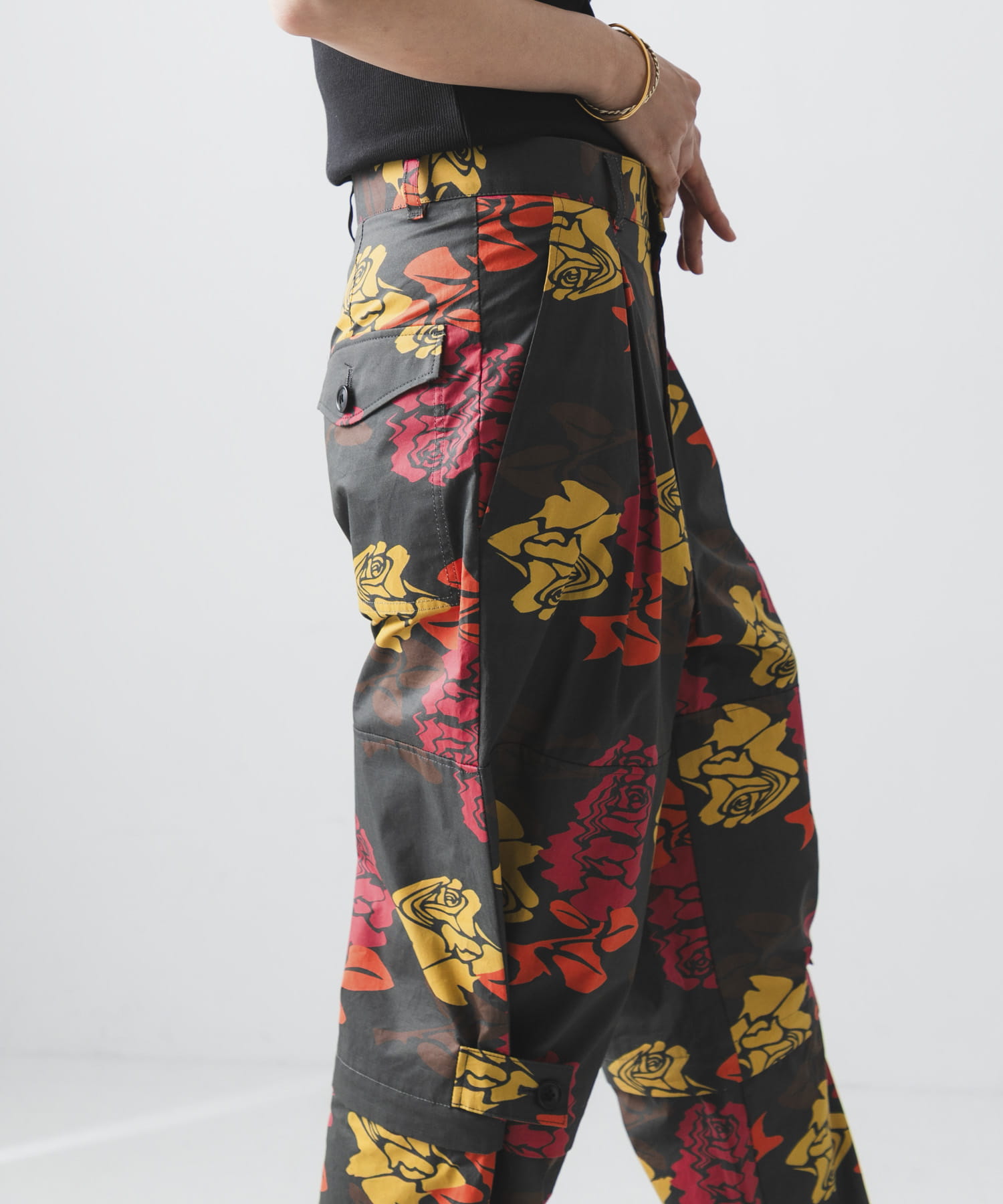 COGNOMEN　W.FANTASISTA FLOWER PANTS CHARCOAL S