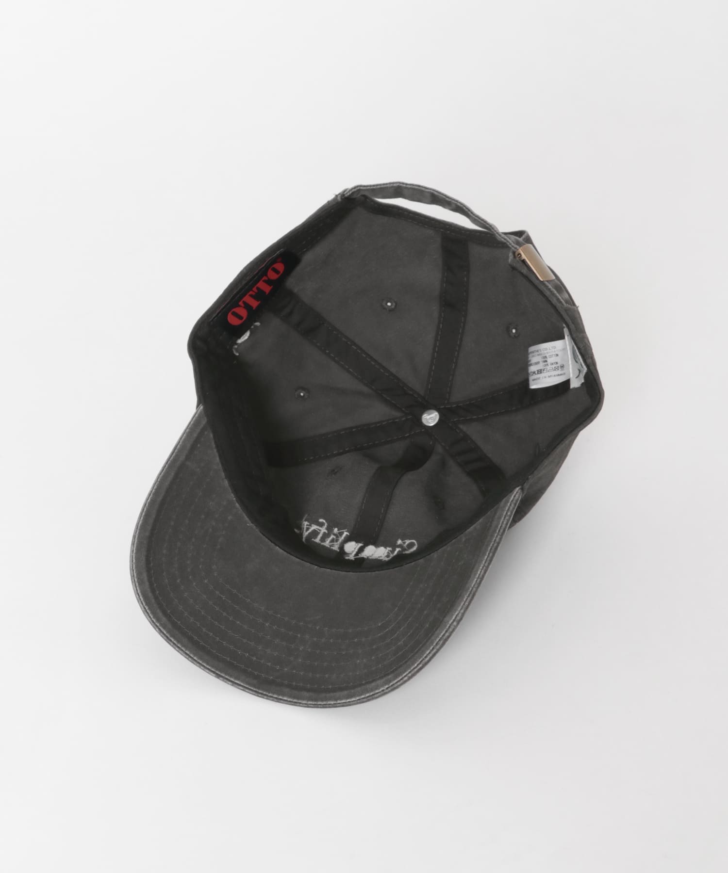 South2 West8　STRAP BACK CAP-SS Black One