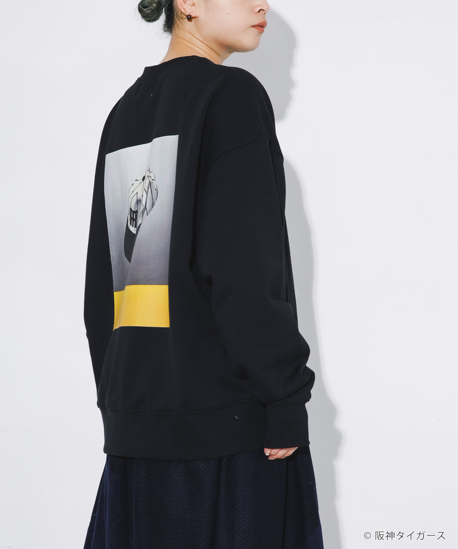 阪神タイガース×亀井雅文×UR　スウェット BLACK M