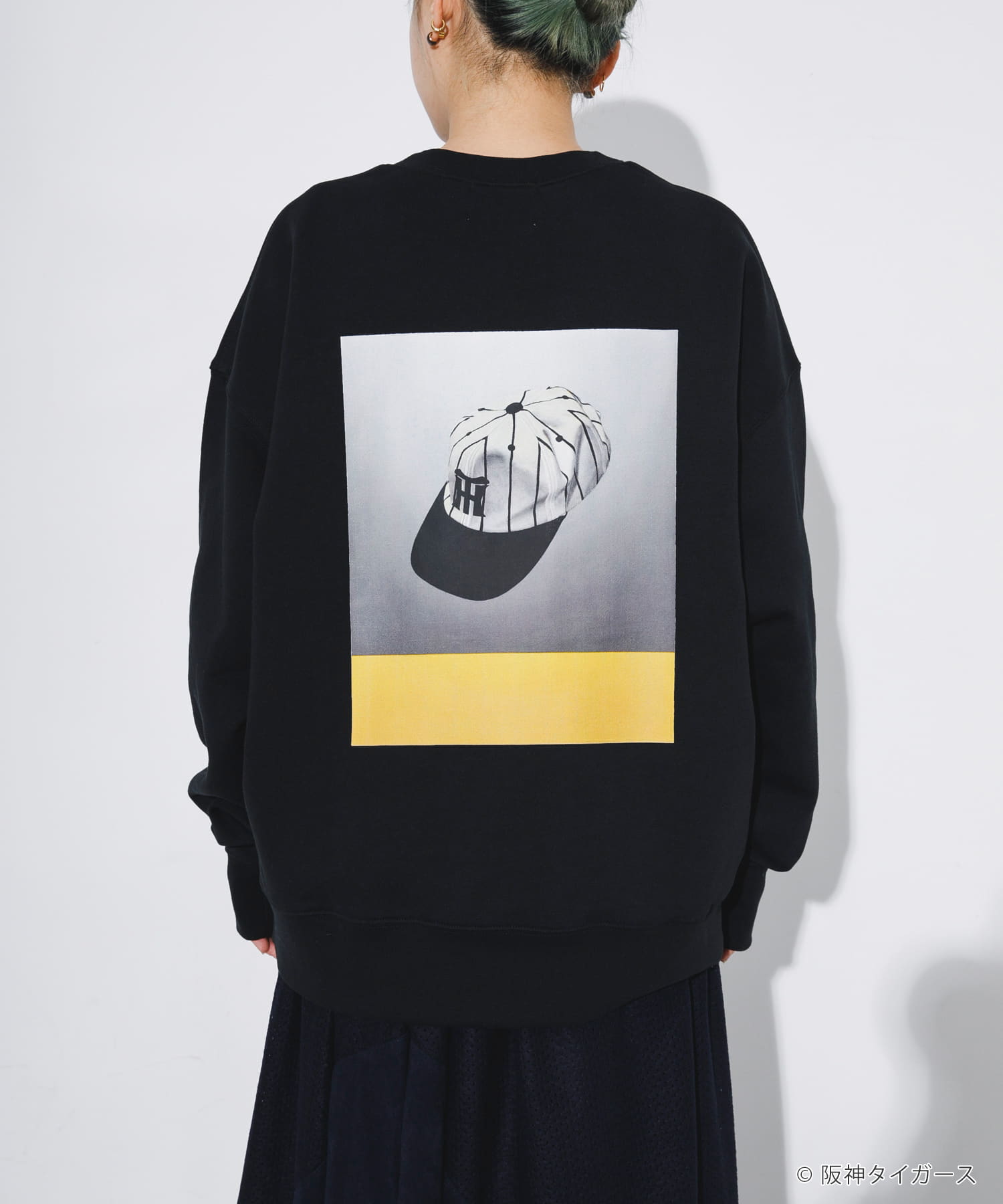 阪神タイガース×亀井雅文×UR　スウェット BLACK M