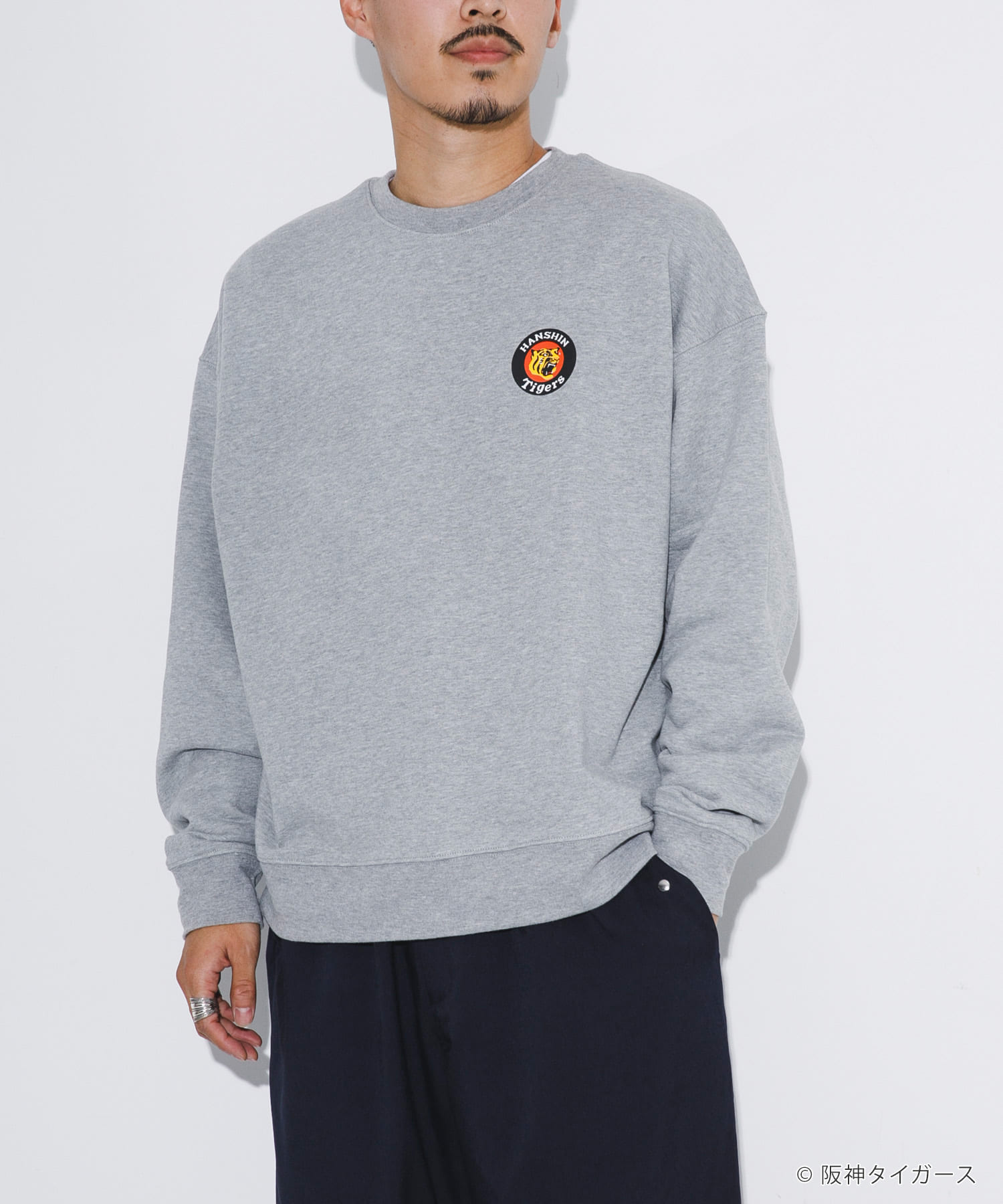 阪神タイガース×亀井雅文×UR　スウェット GRAY M