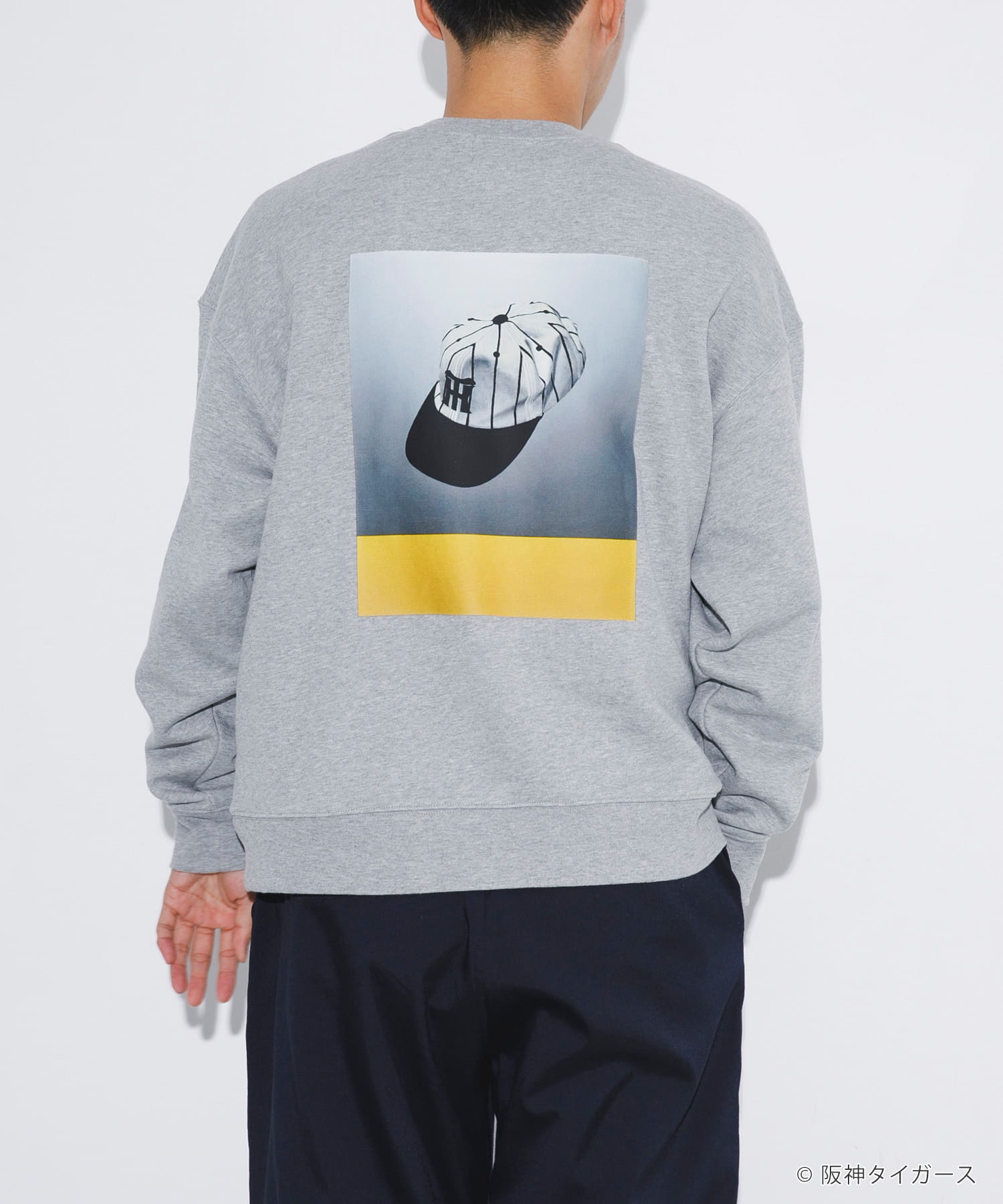 阪神タイガース×亀井雅文×UR　スウェット GRAY M