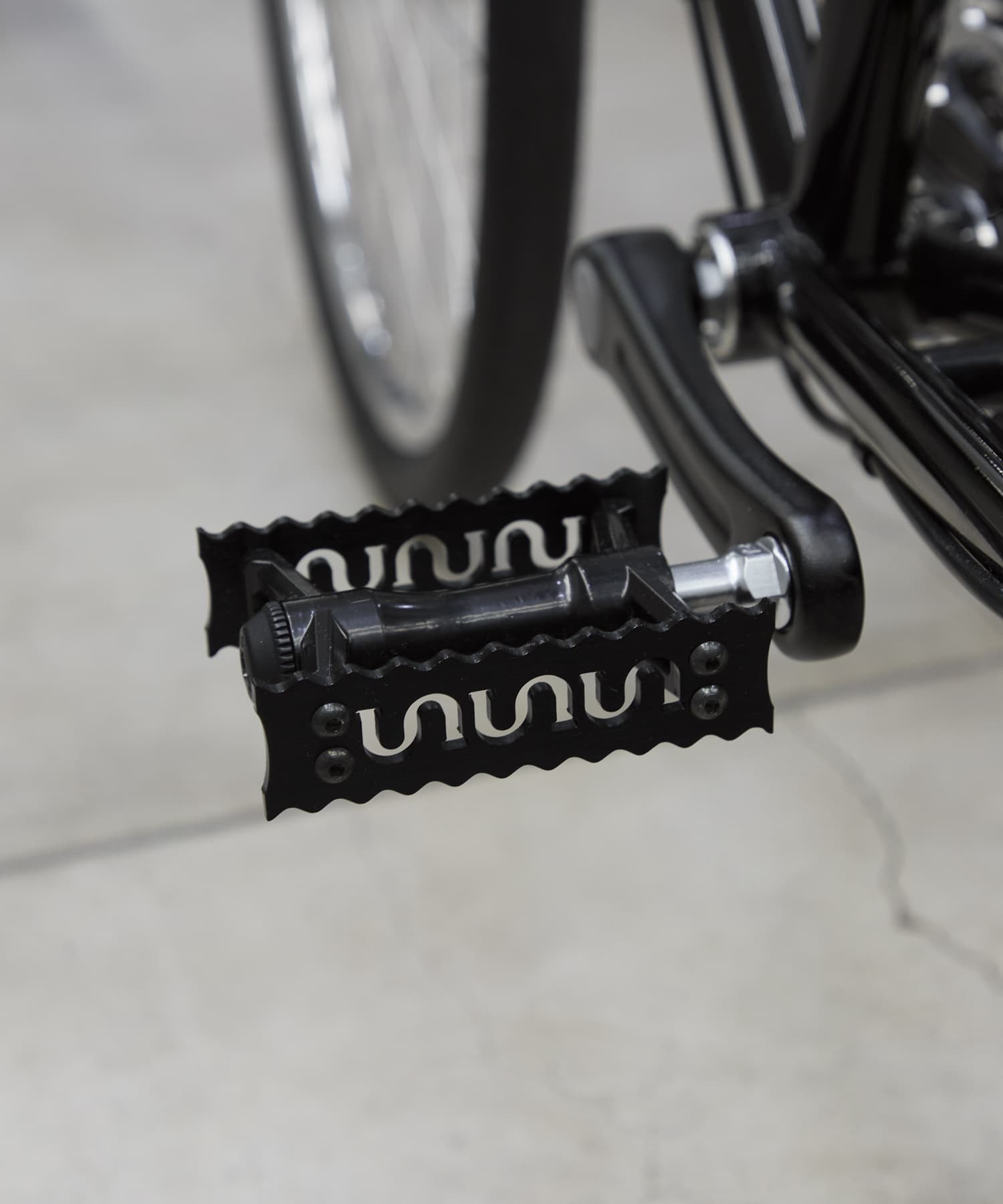 『予約』SEE SEE ROAM BIKE 560 GLOSSBLACK 560