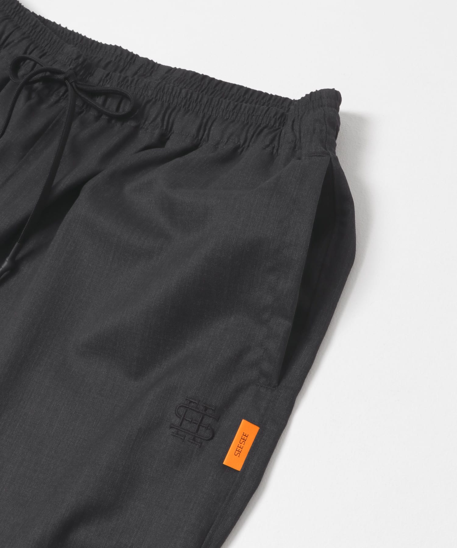 SEE SEE　WIDE SPORTY PANTS CHARCOAL M