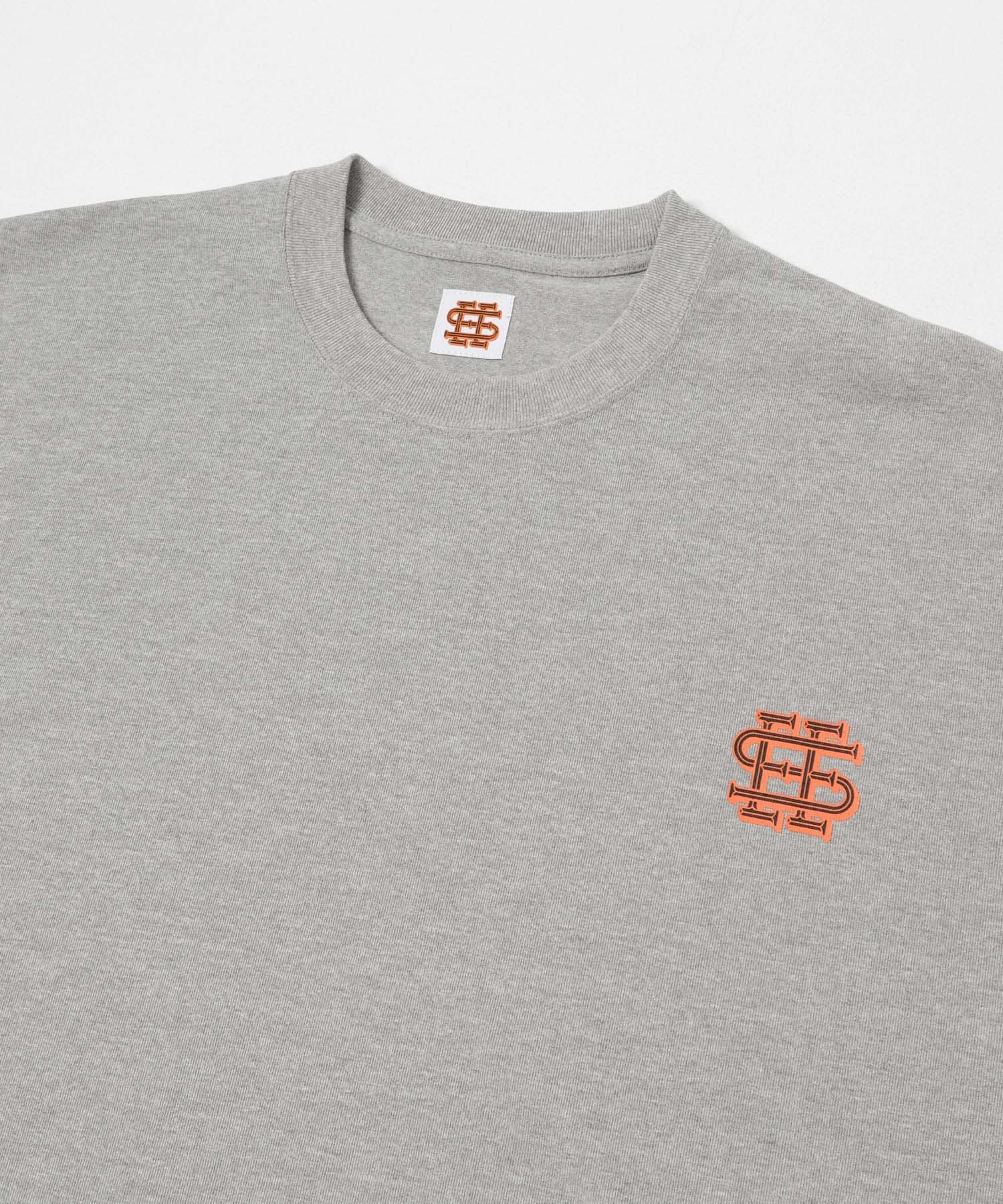 SEE SEE TECH SUPER BIG FLAT SS T(M WHITE): トップス｜URBAN