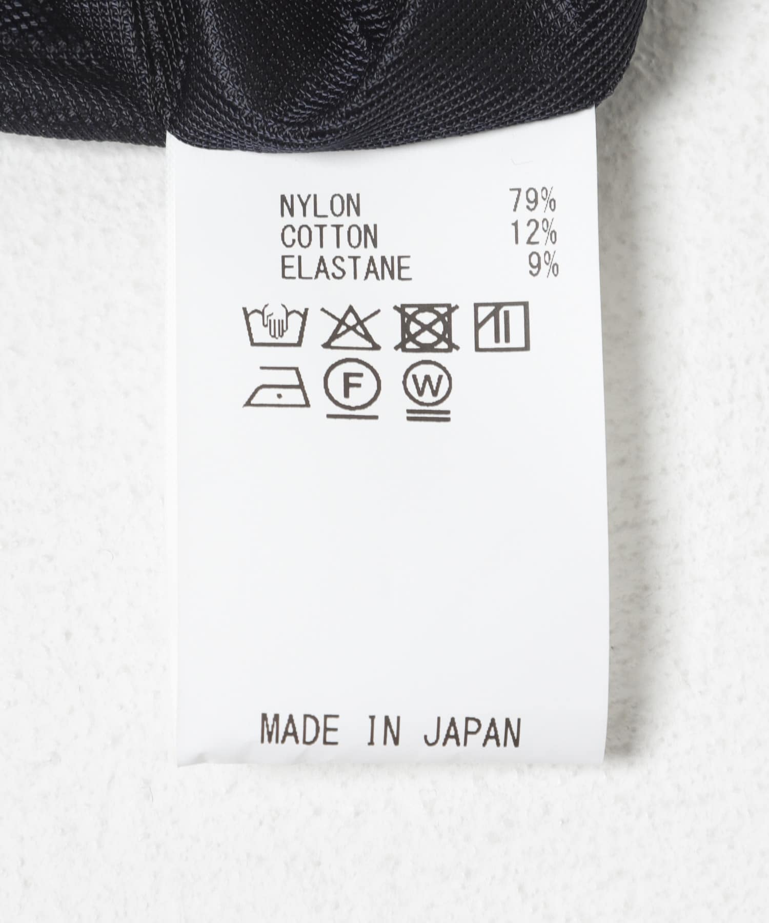 SEE SEE　PACKABLE BAGGY SHORTS NAVY L