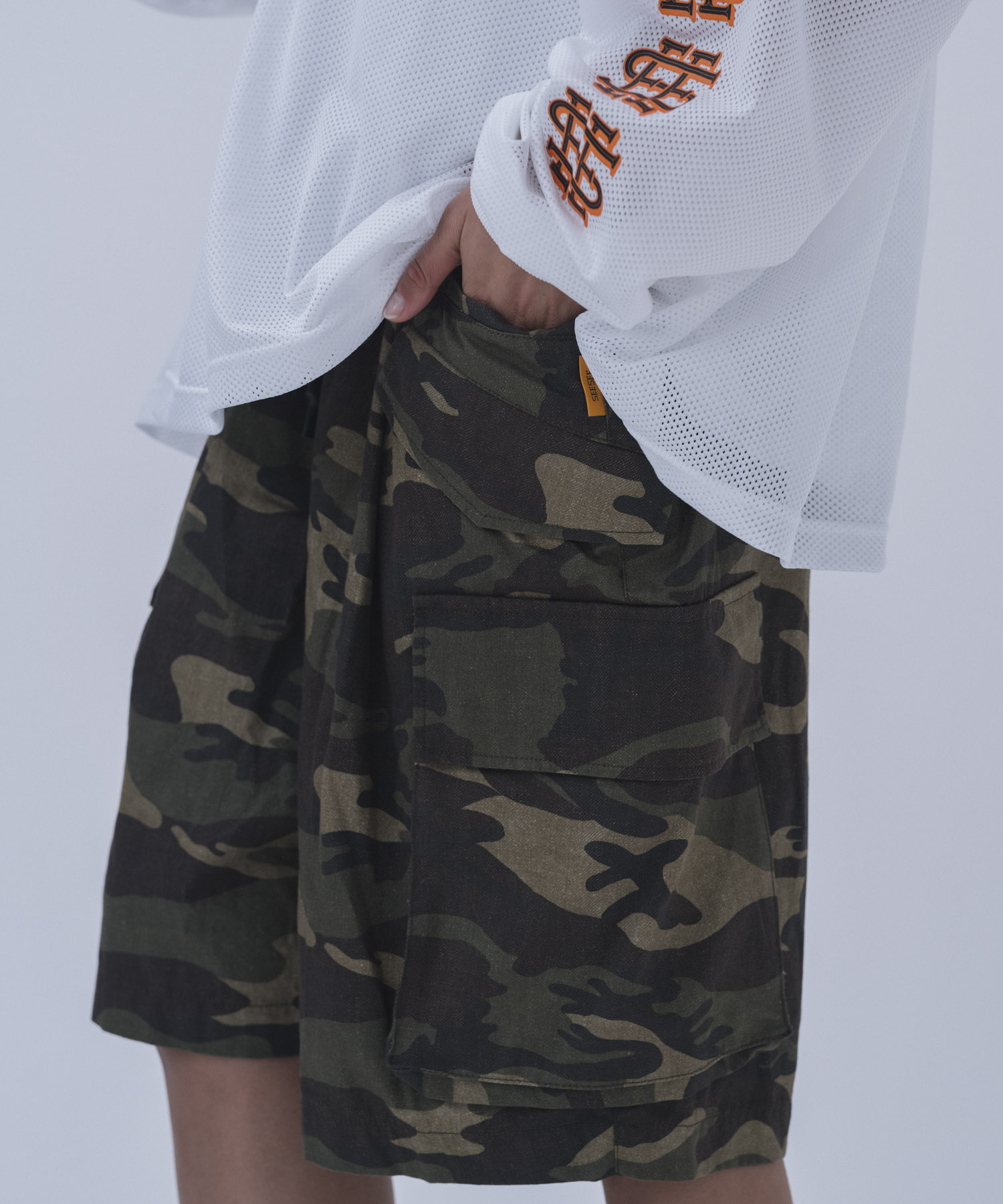 SEE SEE　CARGO BAGGY SHORTS