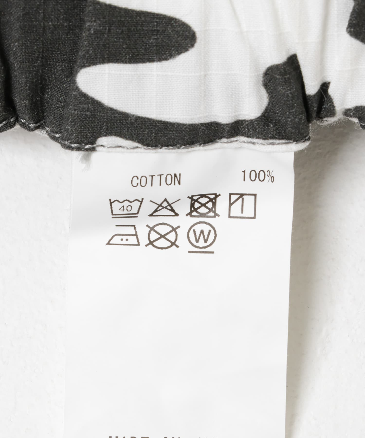 SEE SEE　WIDE TAPERED EASY PANTS BLACK CAMO L