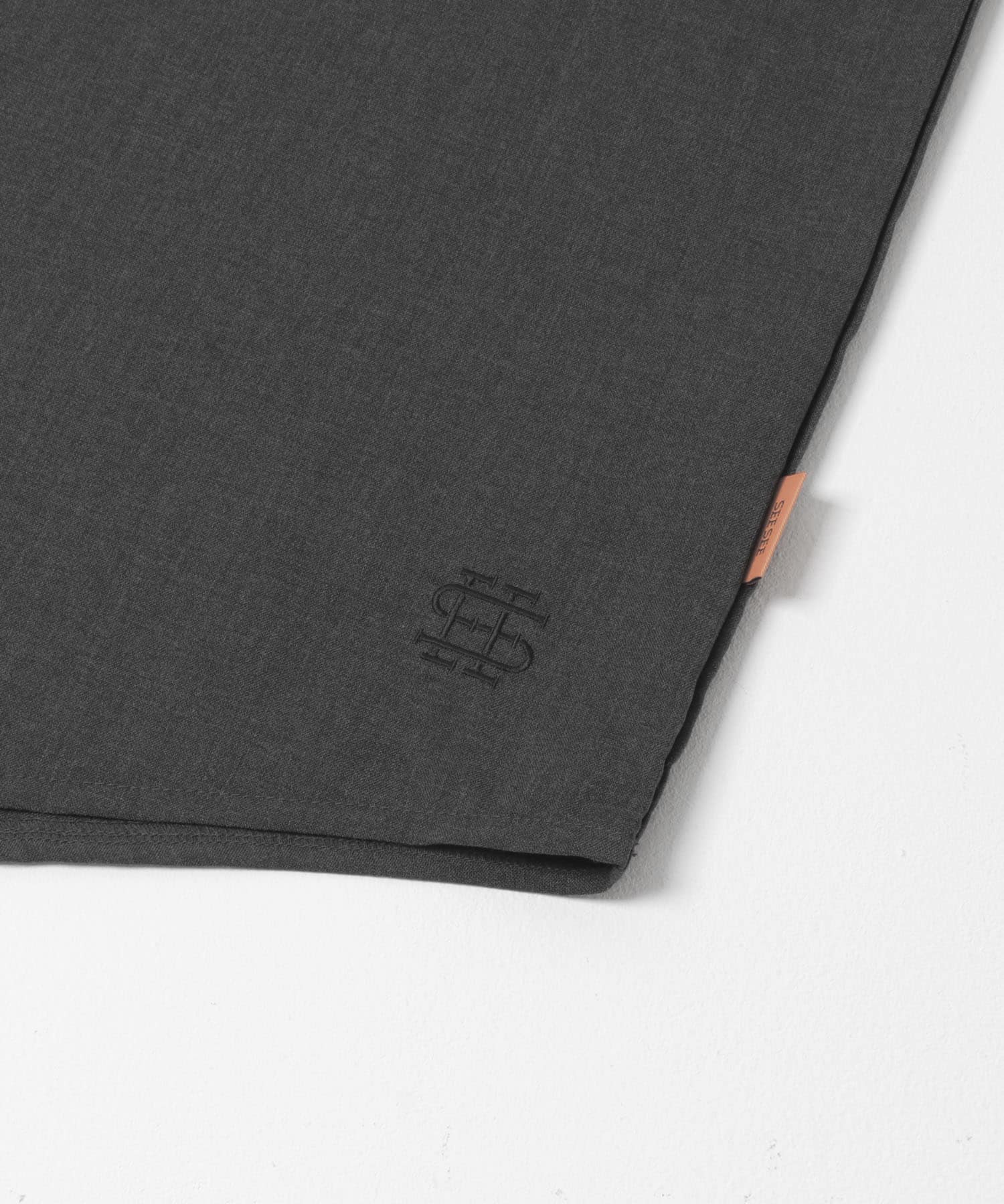 SEE SEE　WOOL SUPER BIG ROUND SS T CHARCOAL M