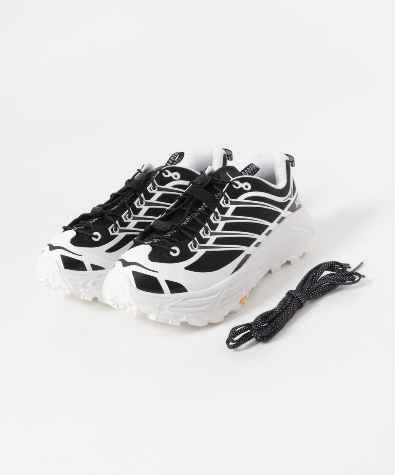 HOKA ONEONE　Mafate Three2
