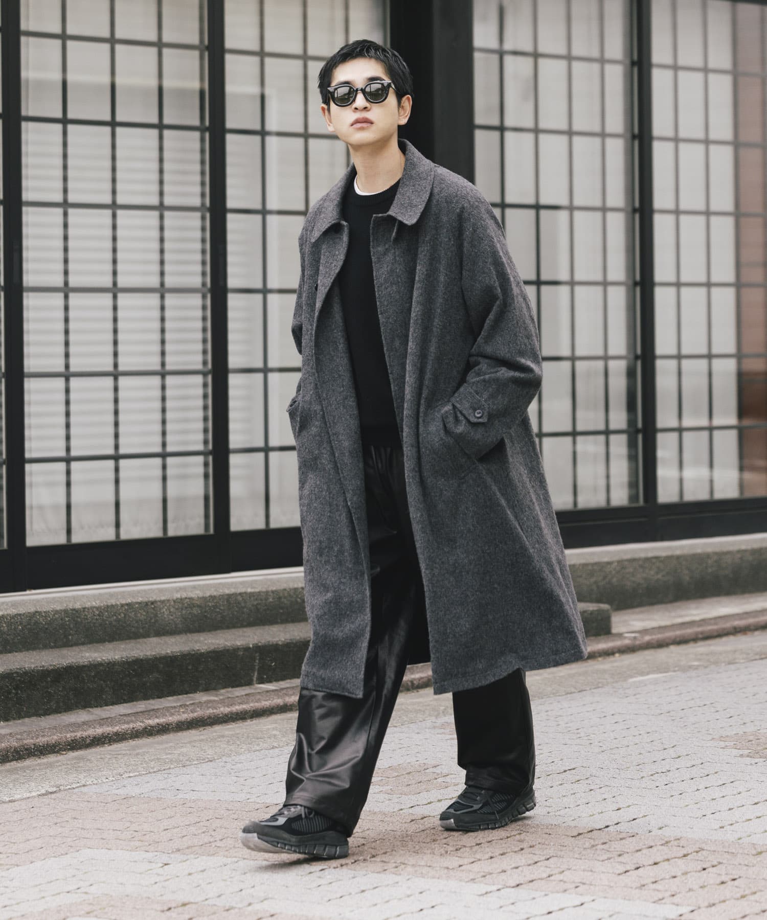 UNTRACE　レザーイージーストレートパンツ BLACK 1