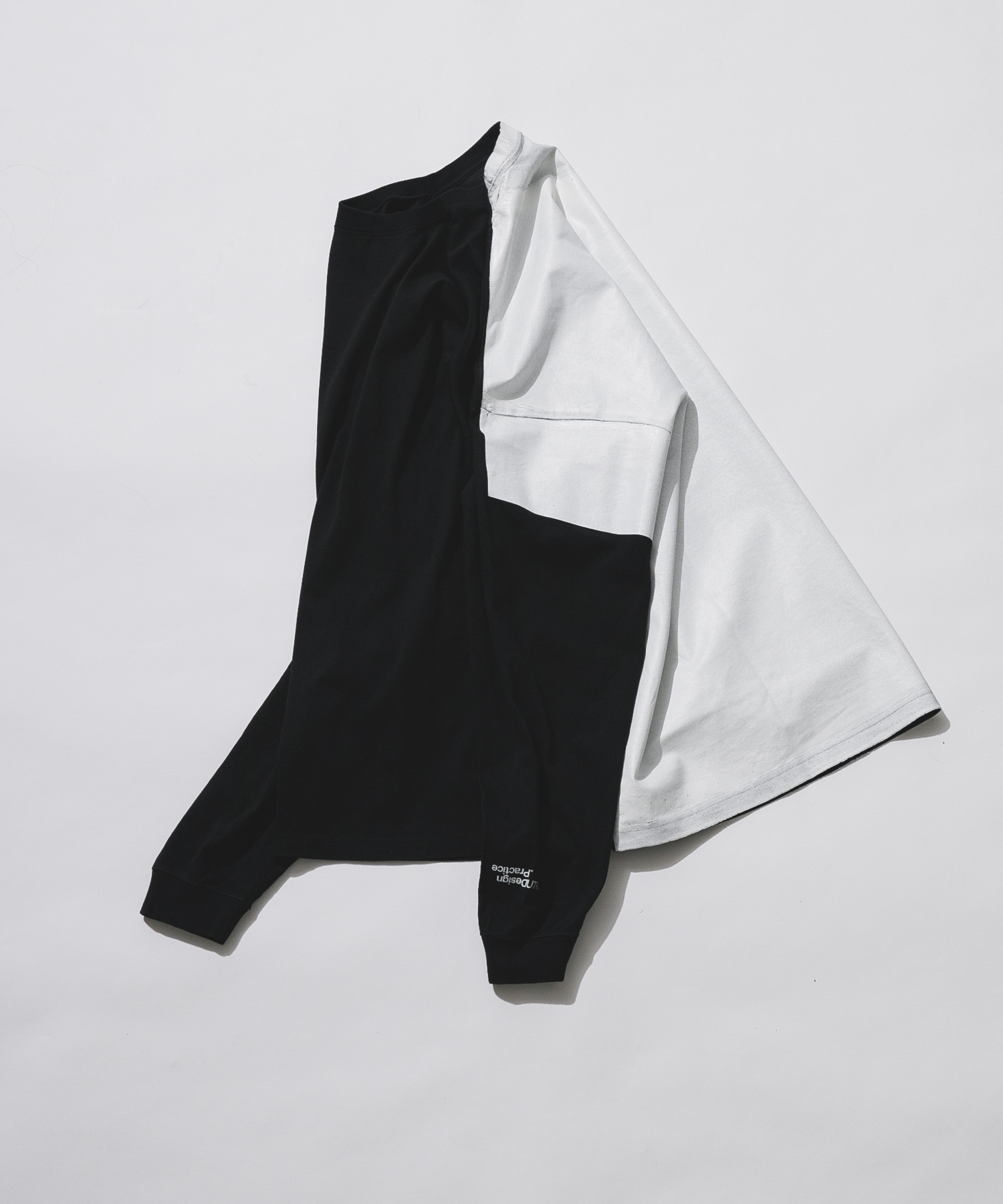 UNTRACE　グラフィック tee L/S 7