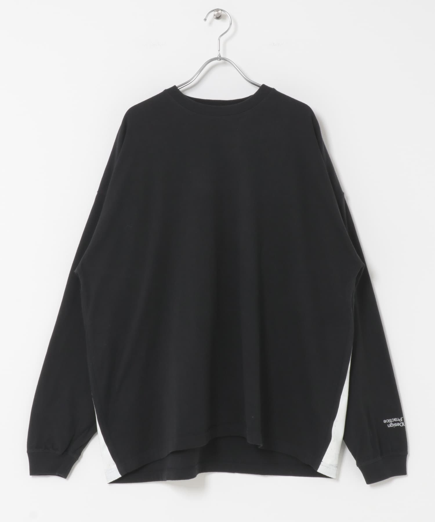 UNTRACE　グラフィック tee L/S 7 BLK×WHT 1