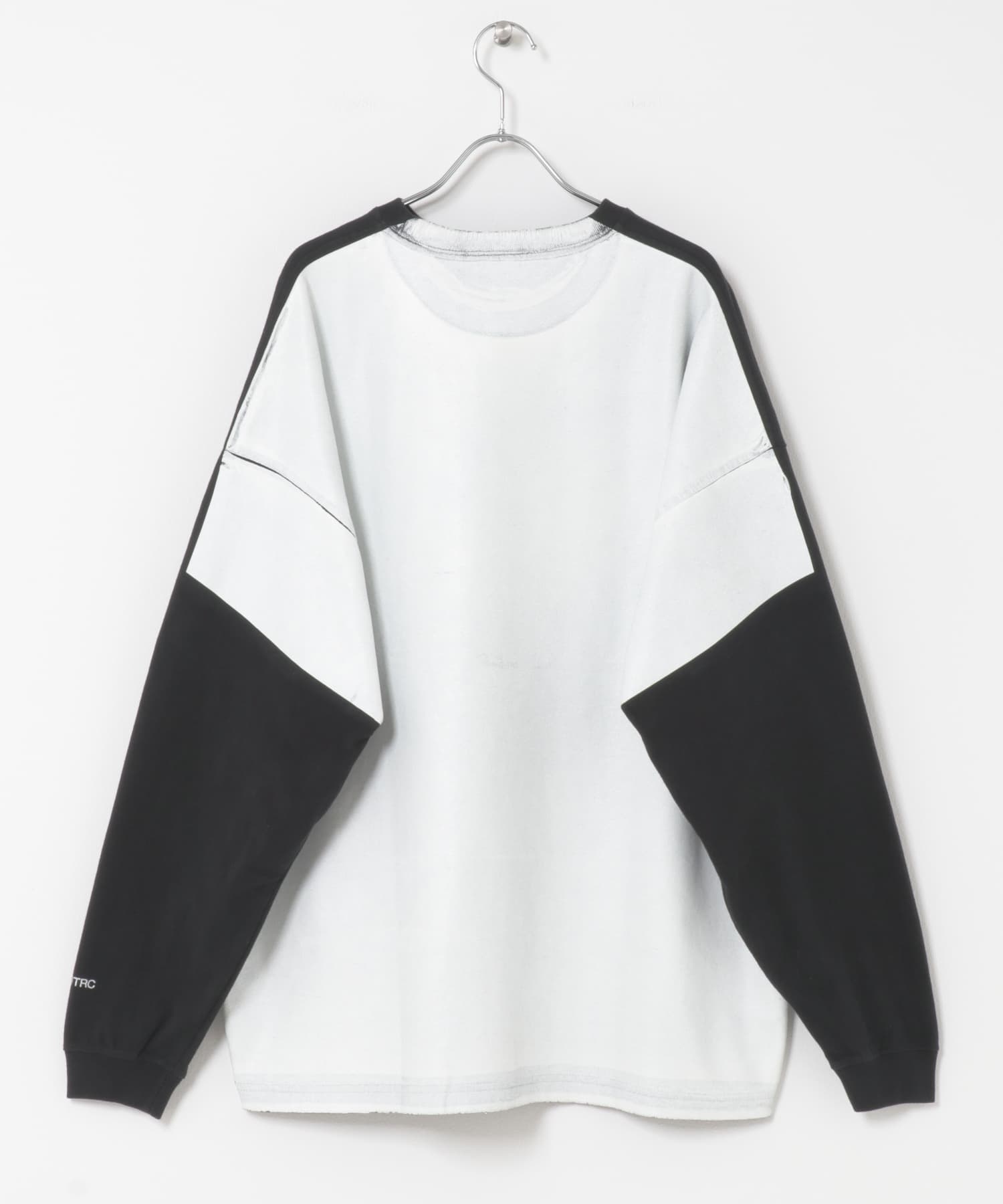 UNTRACE　グラフィック tee L/S 7 BLK×WHT 1