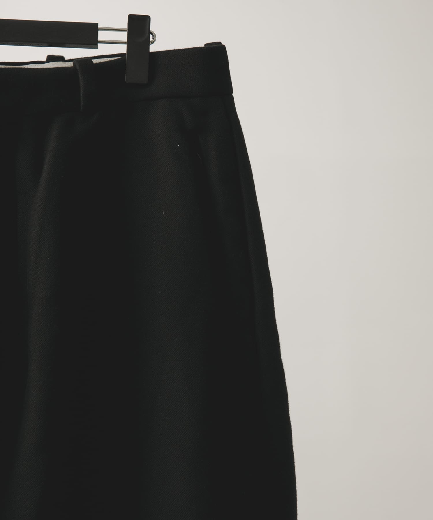 A PRESSE Cotton Moleskin Wide Trousers(1 Black): ボトム｜URBAN