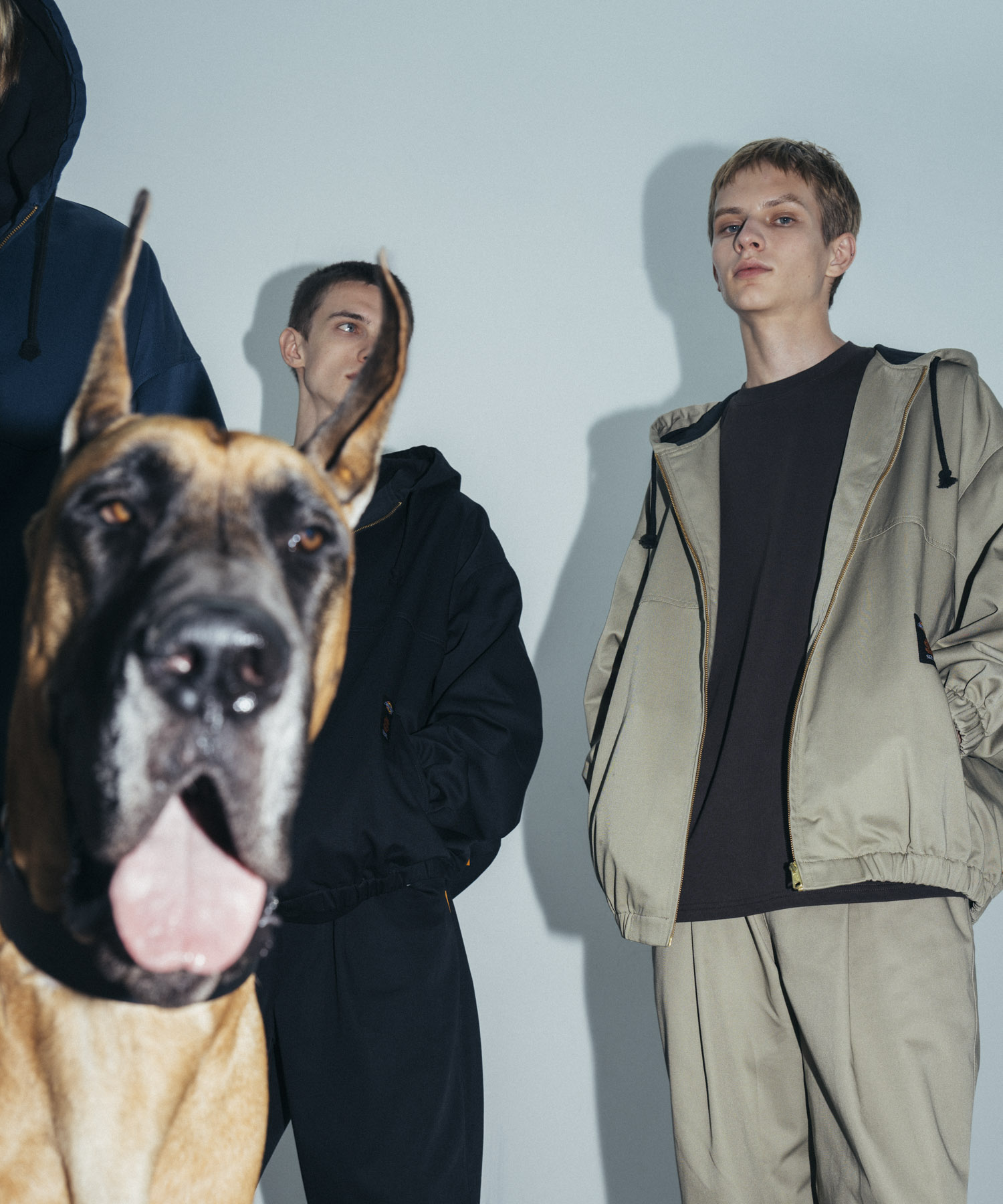 KHAKI