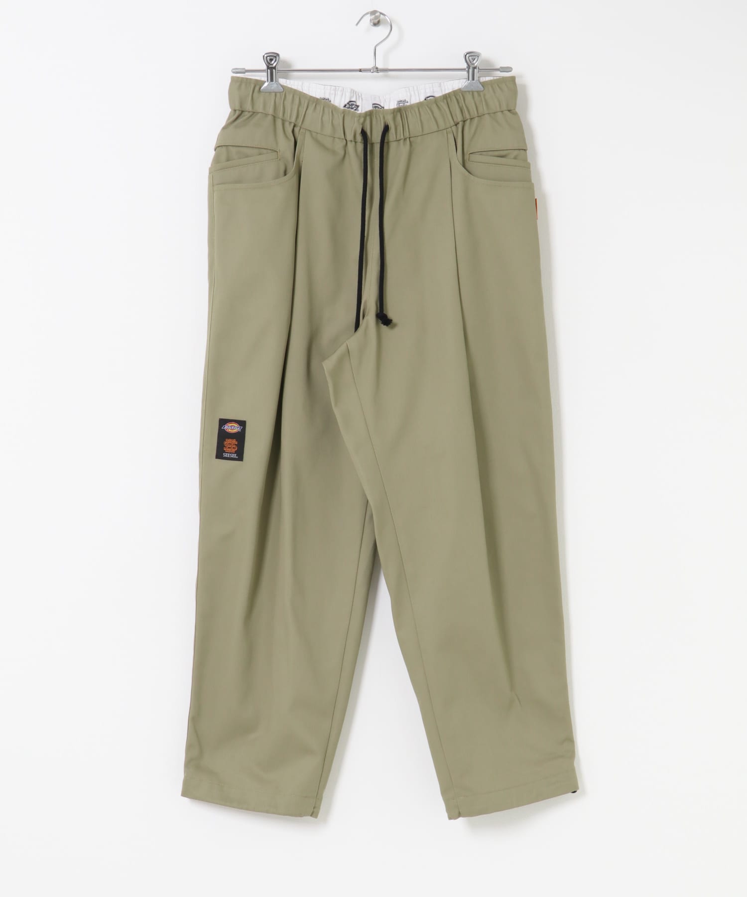 KHAKI