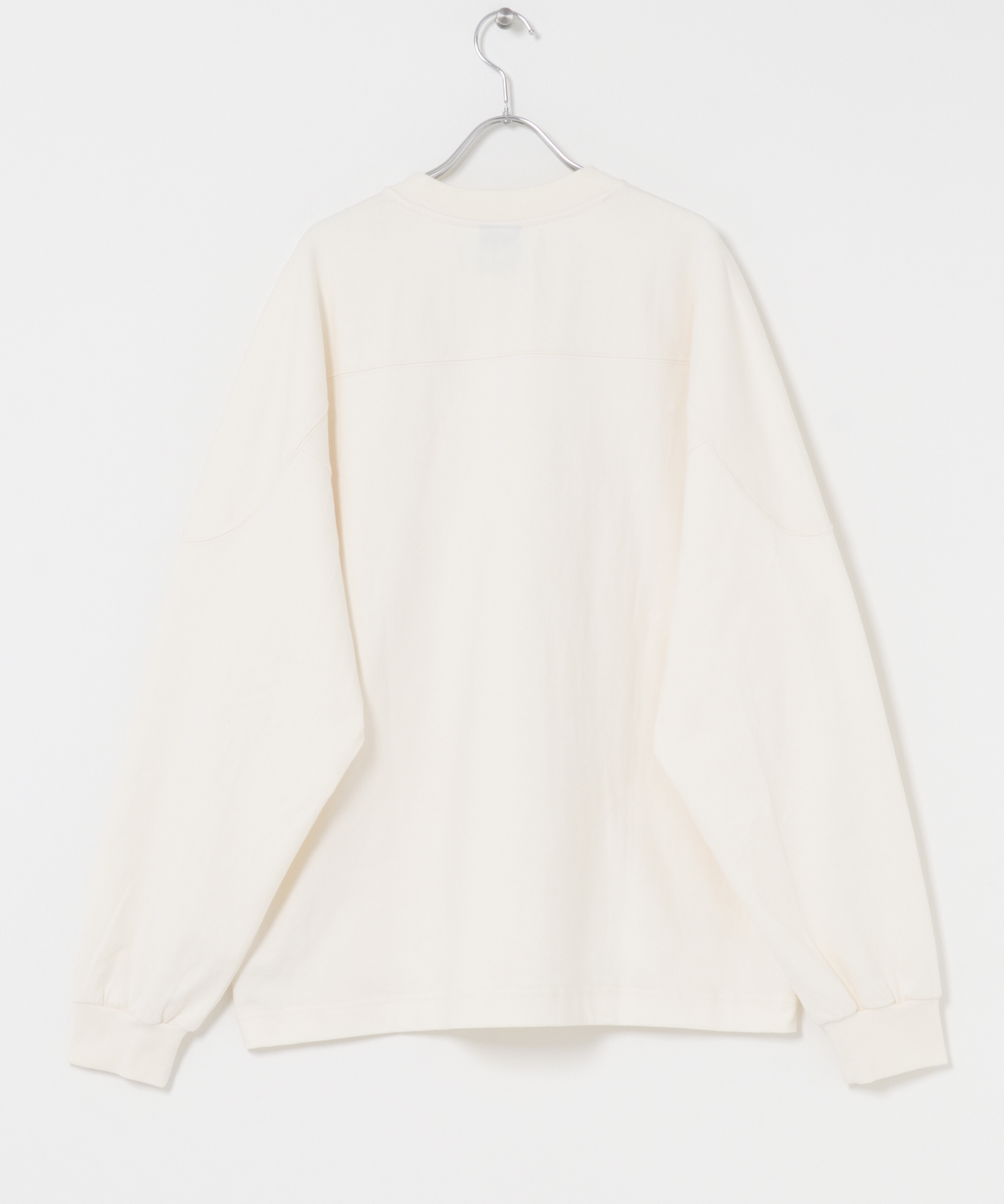 OFF WHITE