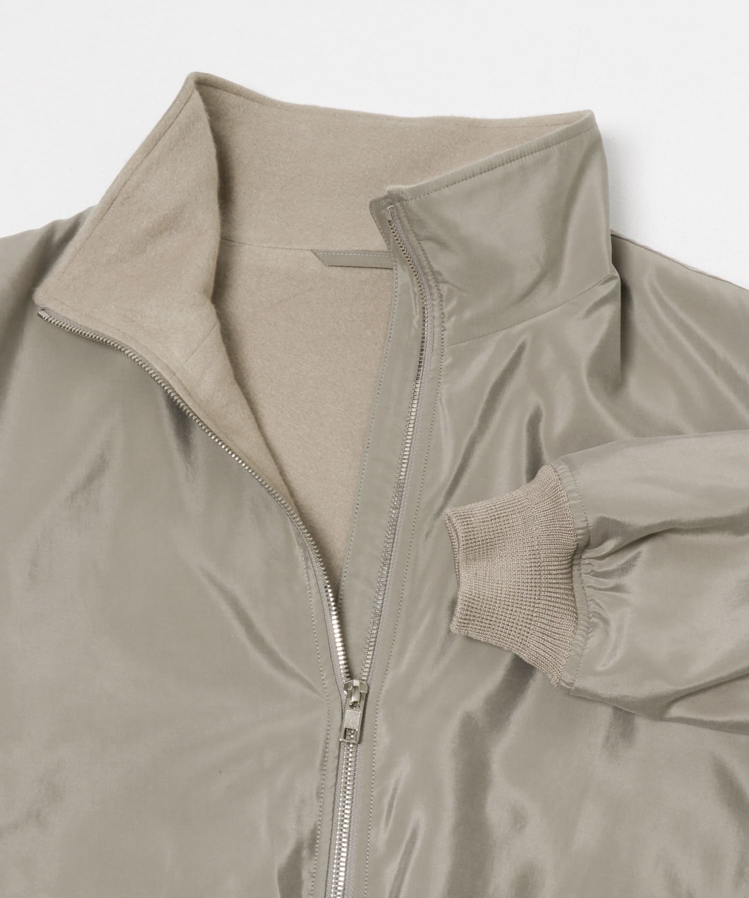 HERILL Silknylontaffeta jacket(2 Beige): アウター｜URBAN RESEARCH