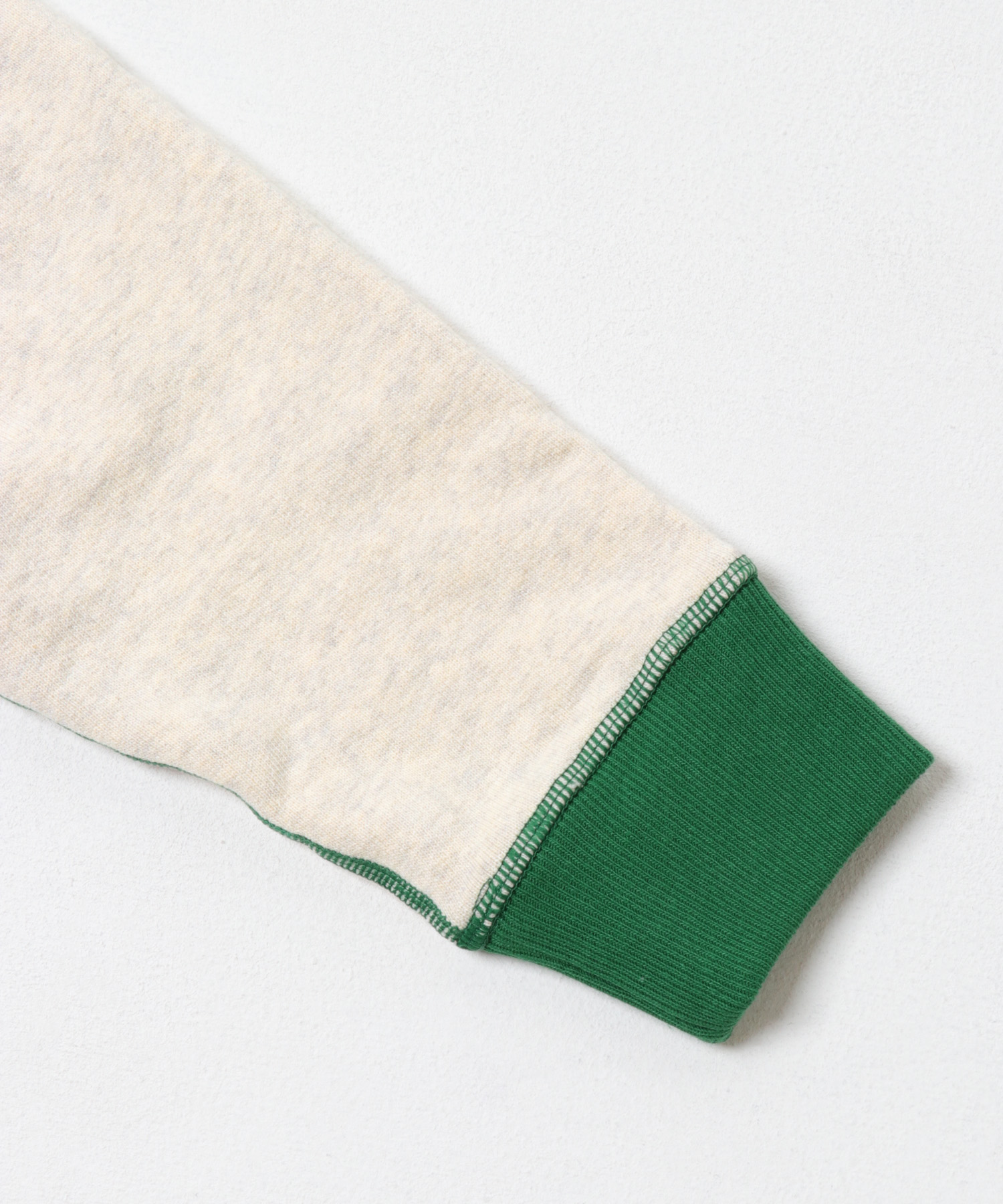 HELLA GREEN　Flat seamer Sweat BEIGE L