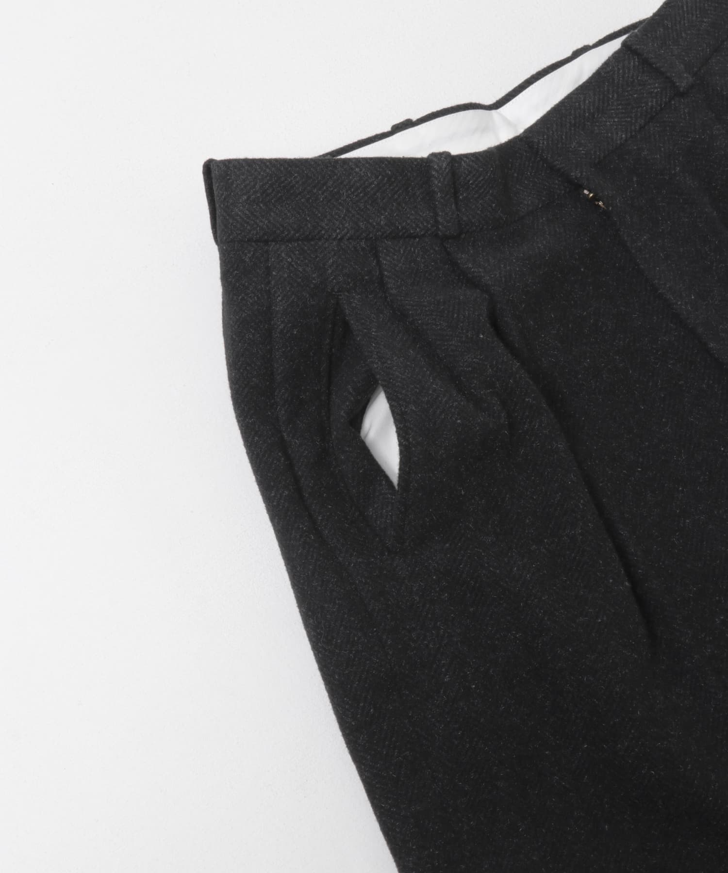 A PRESSE　Silk Cashmere Tweed Wide Trousers CHARCOAL 1